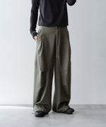 画像をギャラリービューアに読み込む, 【 VEIN 】COTTON MOLESKIN 3D FILED TROUSERS - KHAKI
