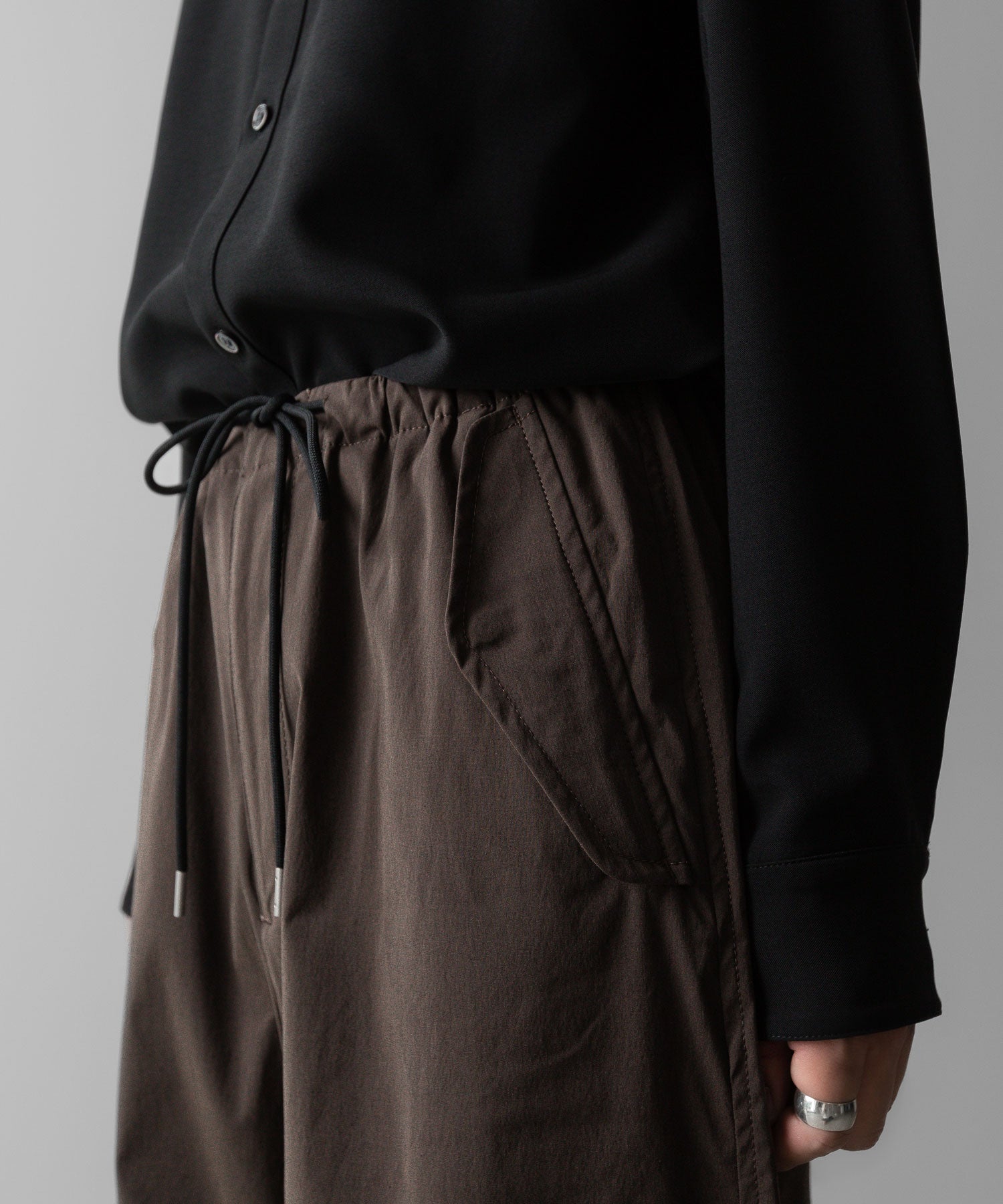 VEIN ヴェインのCO/NY STRETCH WEATHER FILED CARGO TROUSERS - BROWNの公式通販サイトsession福岡セレクトショップ