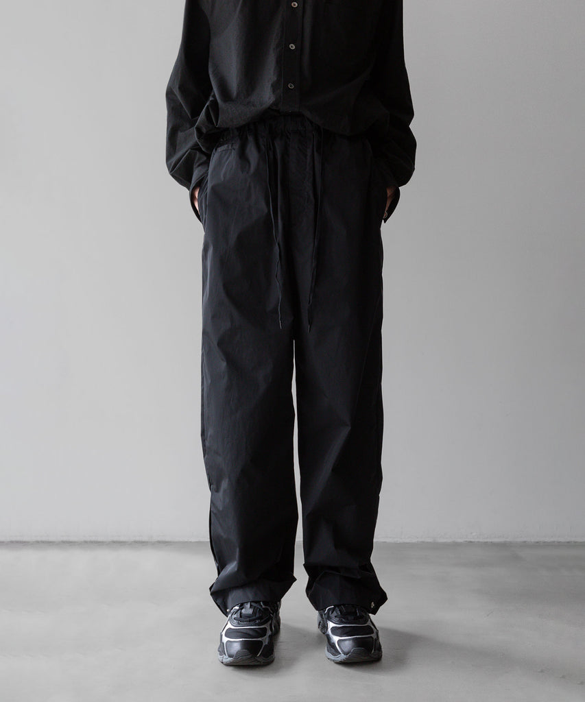 stein / シュタイン】NYLON TAFTA TRACK EASY TROUSERS - BLACK | 公式