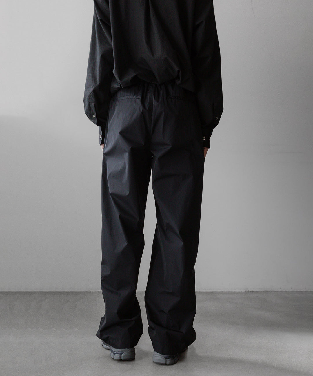 【stein】ssstein シュタインのNYLON TAFTA TRACK EAZY TROUSERSのBLACK　 公式通販サイトsession福岡セレクトショップ