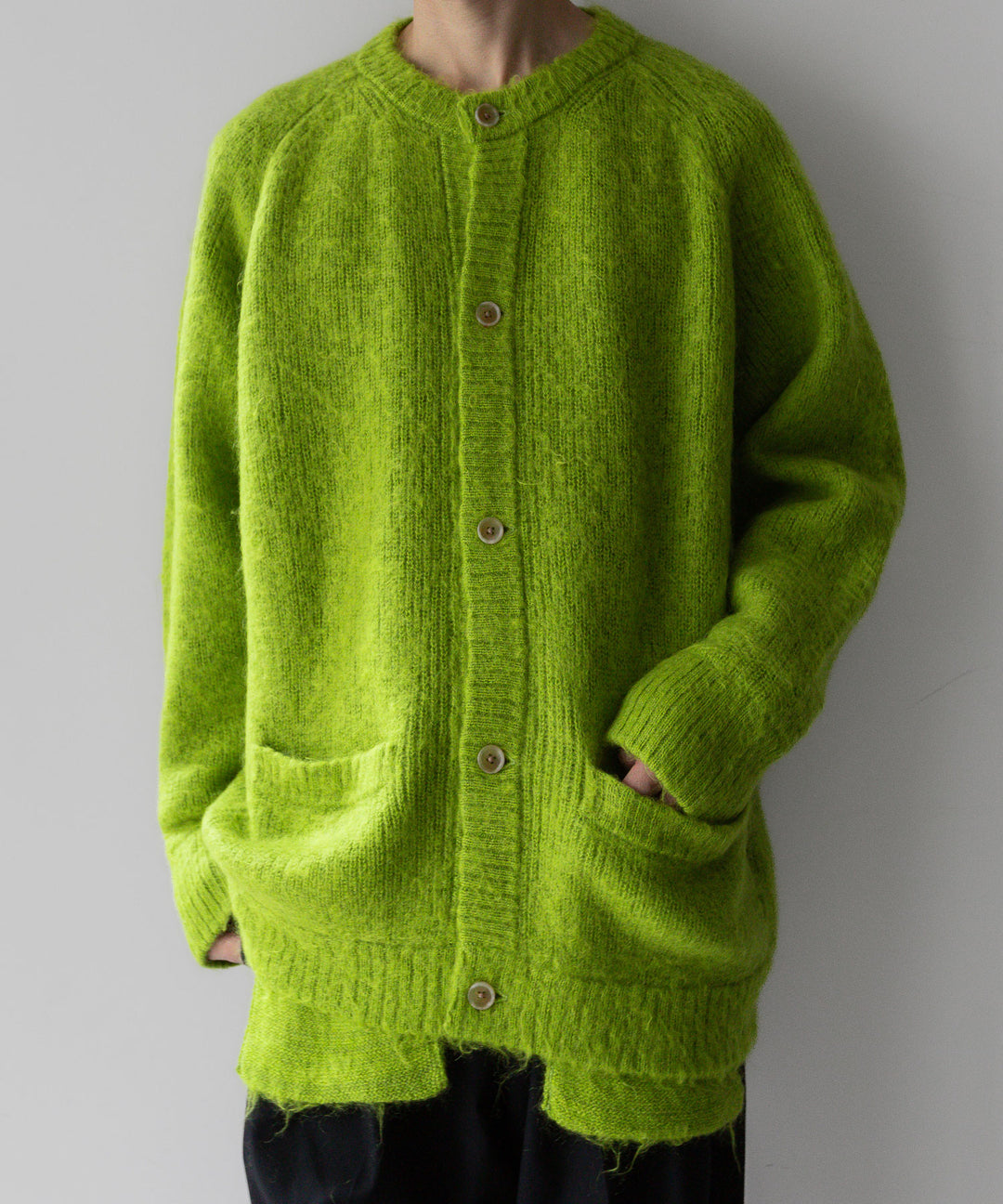 stein(シュタイン)の23AWコレクションKID MOHAIR KNIT CARDIGANのYELLOW GREEN