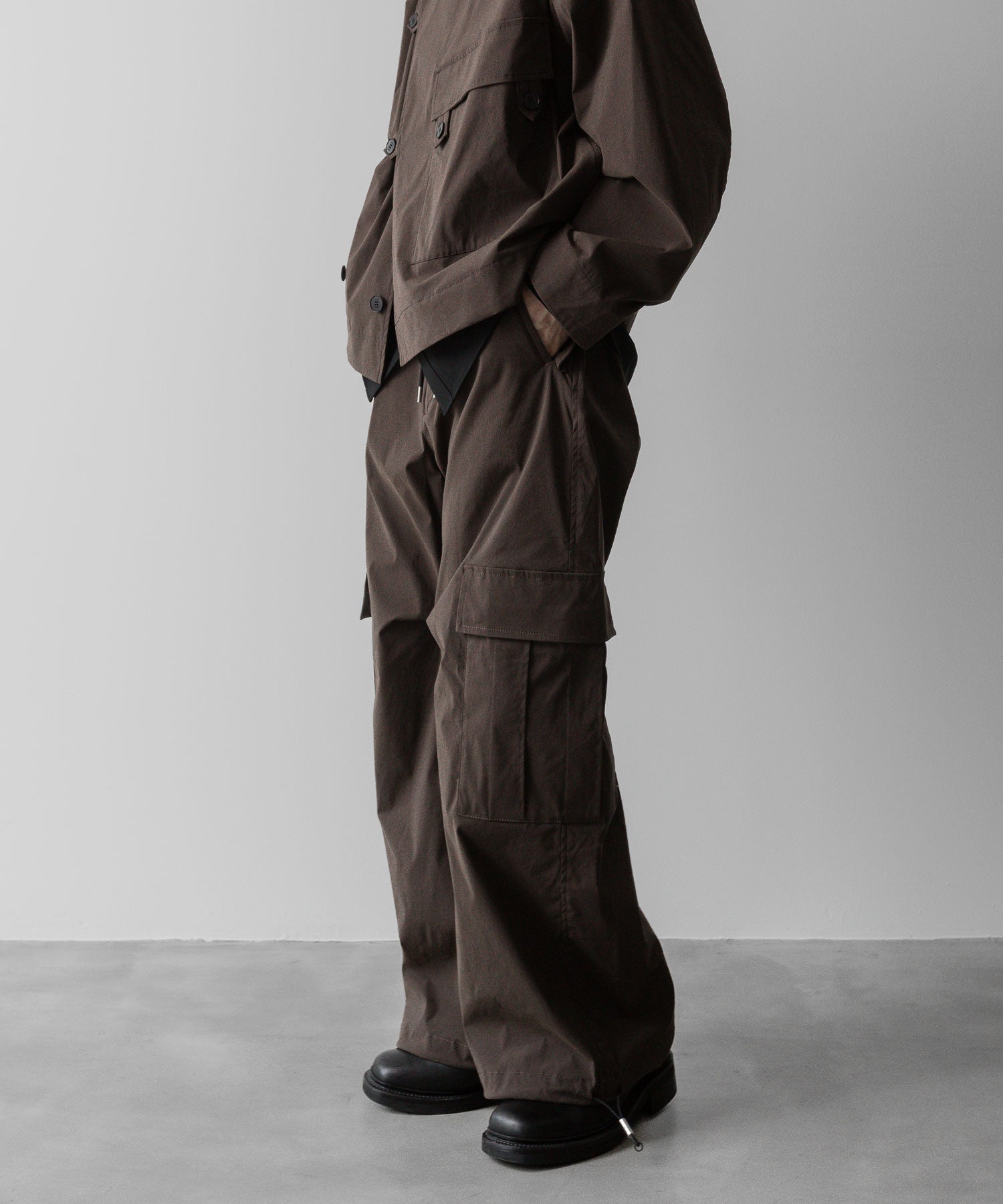 VEIN ヴェインのCO/NY STRETCH WEATHER FILED CARGO TROUSERS - BROWNの公式通販サイトsession福岡セレクトショップ