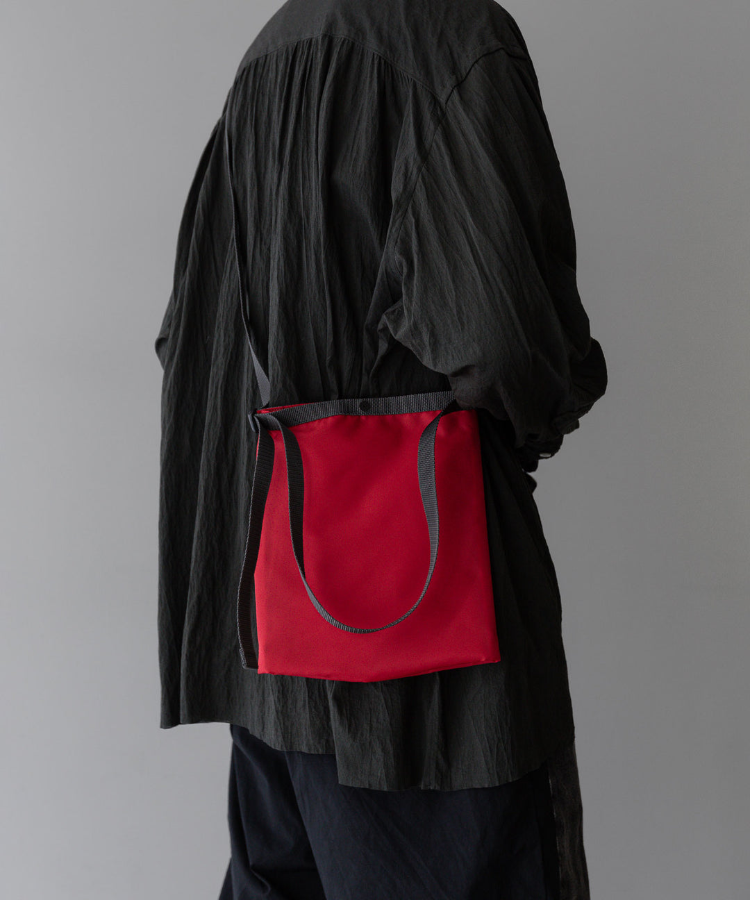 【KaILI/カイリ】2024 SSコレクション　ONE STROKE BAG MINI - RED