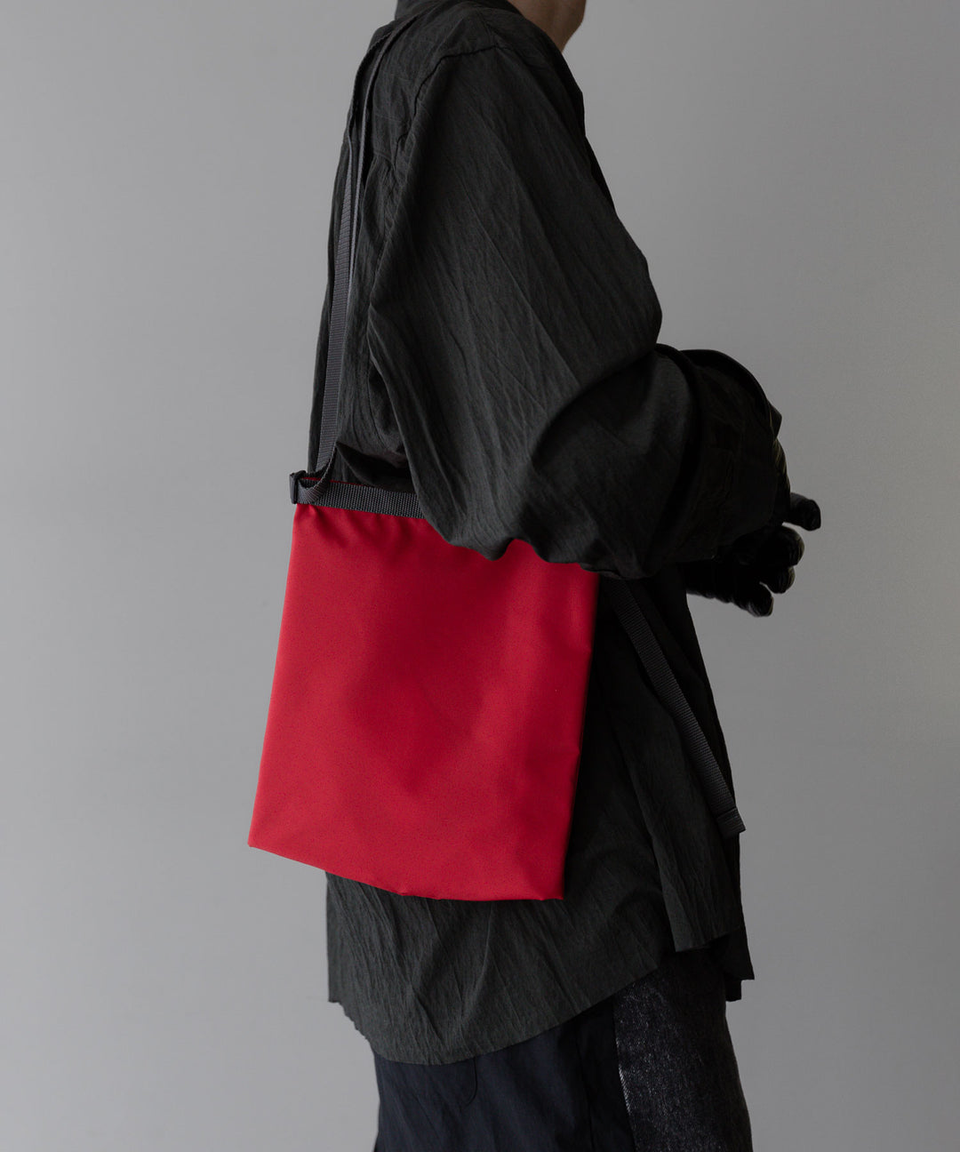 【KaILI/カイリ】2024 SSコレクション　ONE STROKE BAG MINI - RED