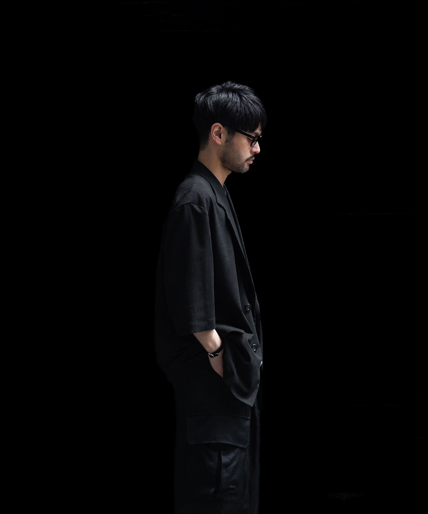 【UJOH(ウジョー)】2BS Belt Half Sleeve JKT(2) UJOH】2BS BELT HALF SLEEVE JKT - BLACK | 公式通販サイト session