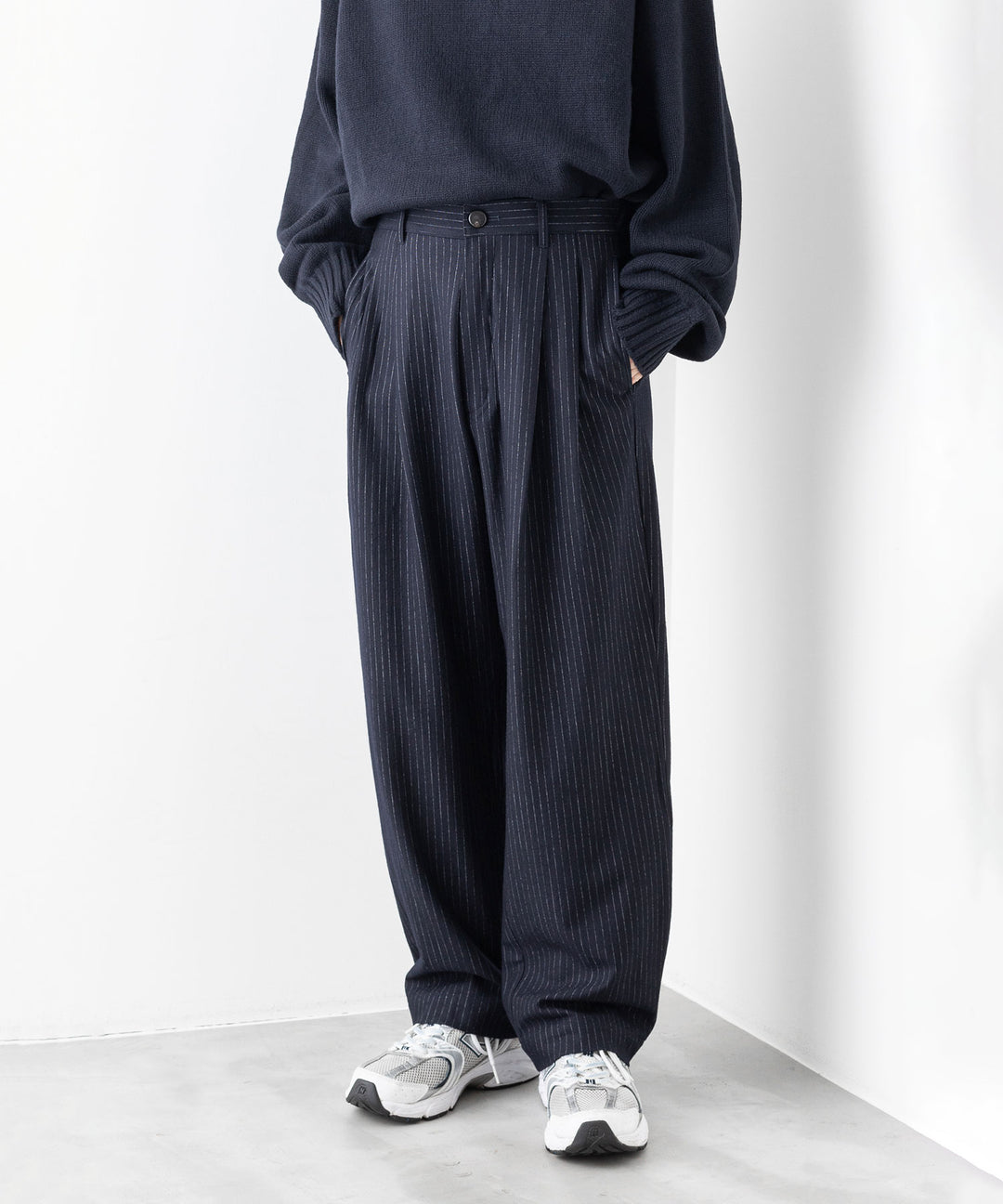 【KANEMASA PHIL.】HIGH GAUGE MILLED WOOL STRIPE EASY SLACKS - NAVY SP カネマサフィル sessionセッション福岡セレクトショップ 公式通販サイト