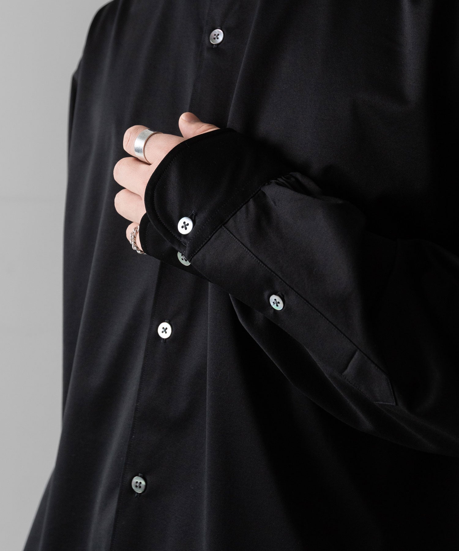 【KANEMASA PHIL.】カネマサフィルの46G MODEST L/S SHIRT - BLACKの公式通販サイトsession福岡セレクトショップ