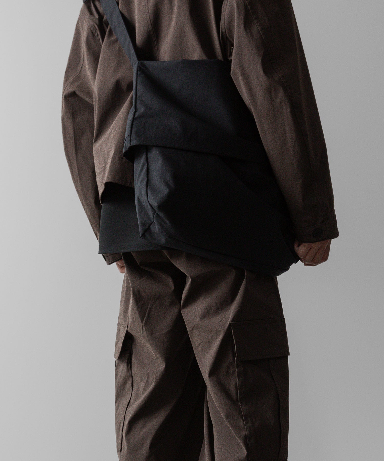 VEIN ヴェインのCO/NY STRETCH WEATHER FILED CARGO TROUSERS - BROWNの公式通販サイトsession福岡セレクトショップ