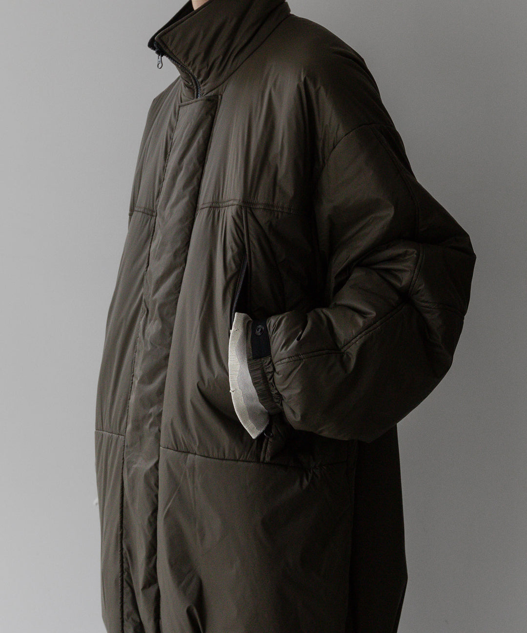 stein(シュタイン)の23AWコレクションPADDED MONSTER JACKETのMILITARY KHAK