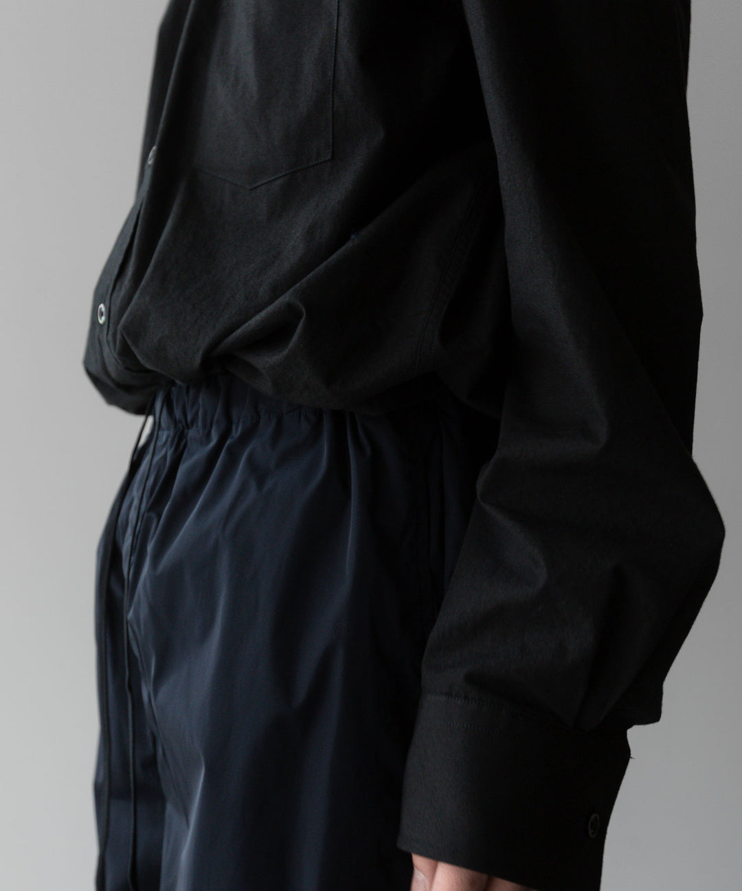 【stein】ssstein シュタインのNYLON TAFTA TRACK EASY TROUSERSのDARK NAVY  公式通販サイトsession福岡セレクトショップ