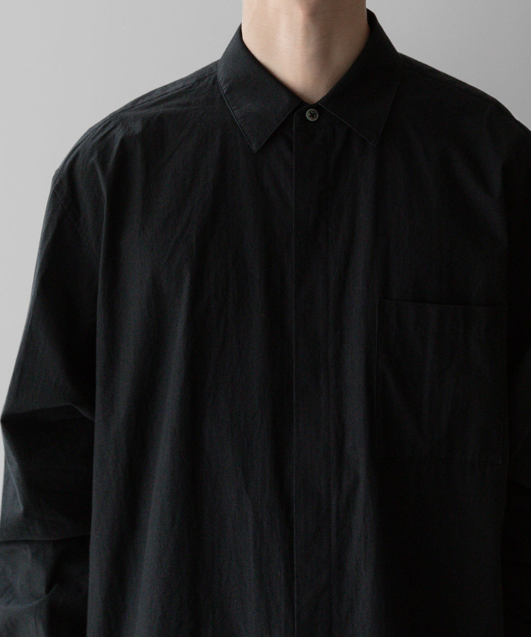 stein(シュタイン)の23AWコレクションOVERSIZED BREAKABLE LONG SHIRTのBLACK