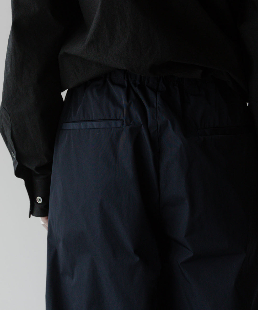 【stein】ssstein シュタインのNYLON TAFTA TRACK EASY TROUSERSのDARK NAVY  公式通販サイトsession福岡セレクトショップ