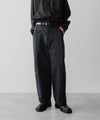 【KANEMASA PHIL.】36G ECONYL SOLID BALLOON TROUSERS - BLACK