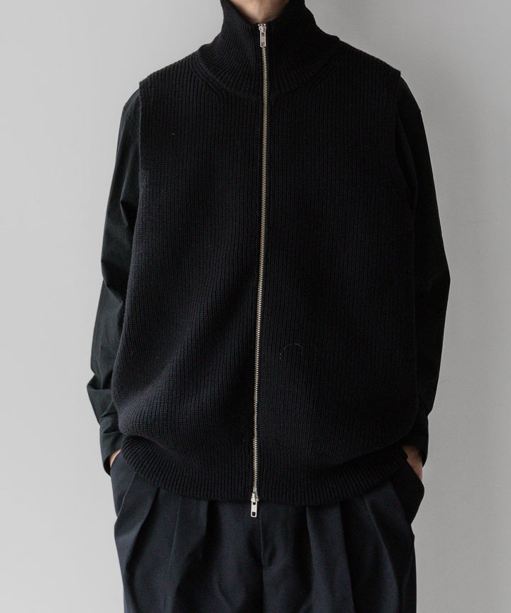 stein(シュタイン)の23AWコレクションOVERSIZED DRIVERS KNIT ZIP VESTのBLACK
