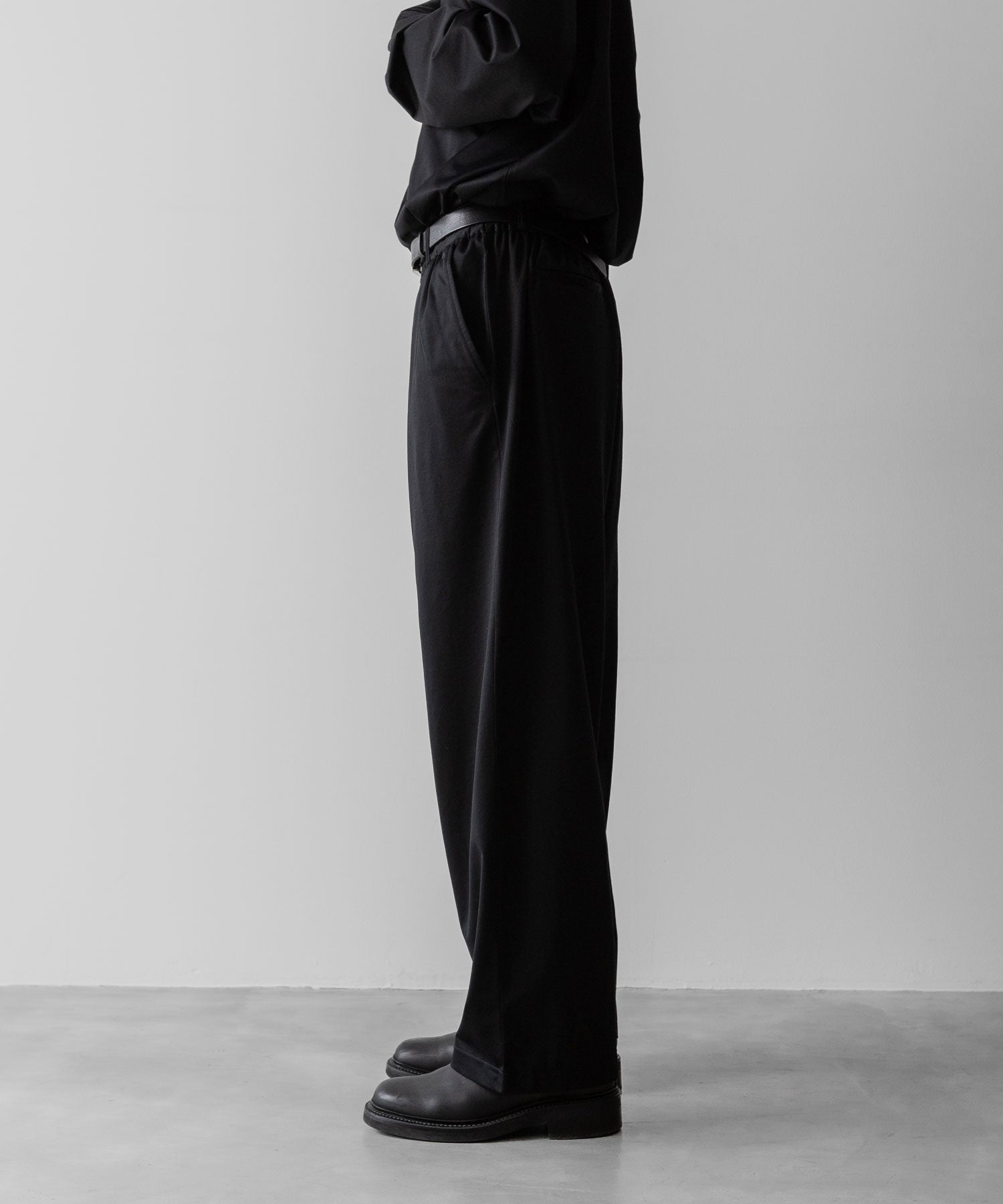 【KANEMASA PHIL.】46G EASY PANTS - BLACK