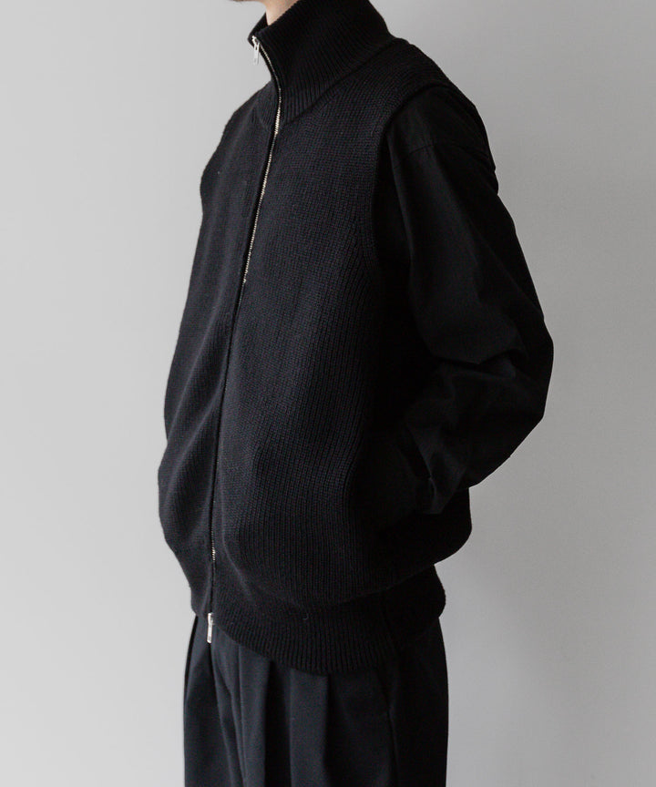 stein(シュタイン)の23AWコレクションOVERSIZED DRIVERS KNIT ZIP VESTのBLACK