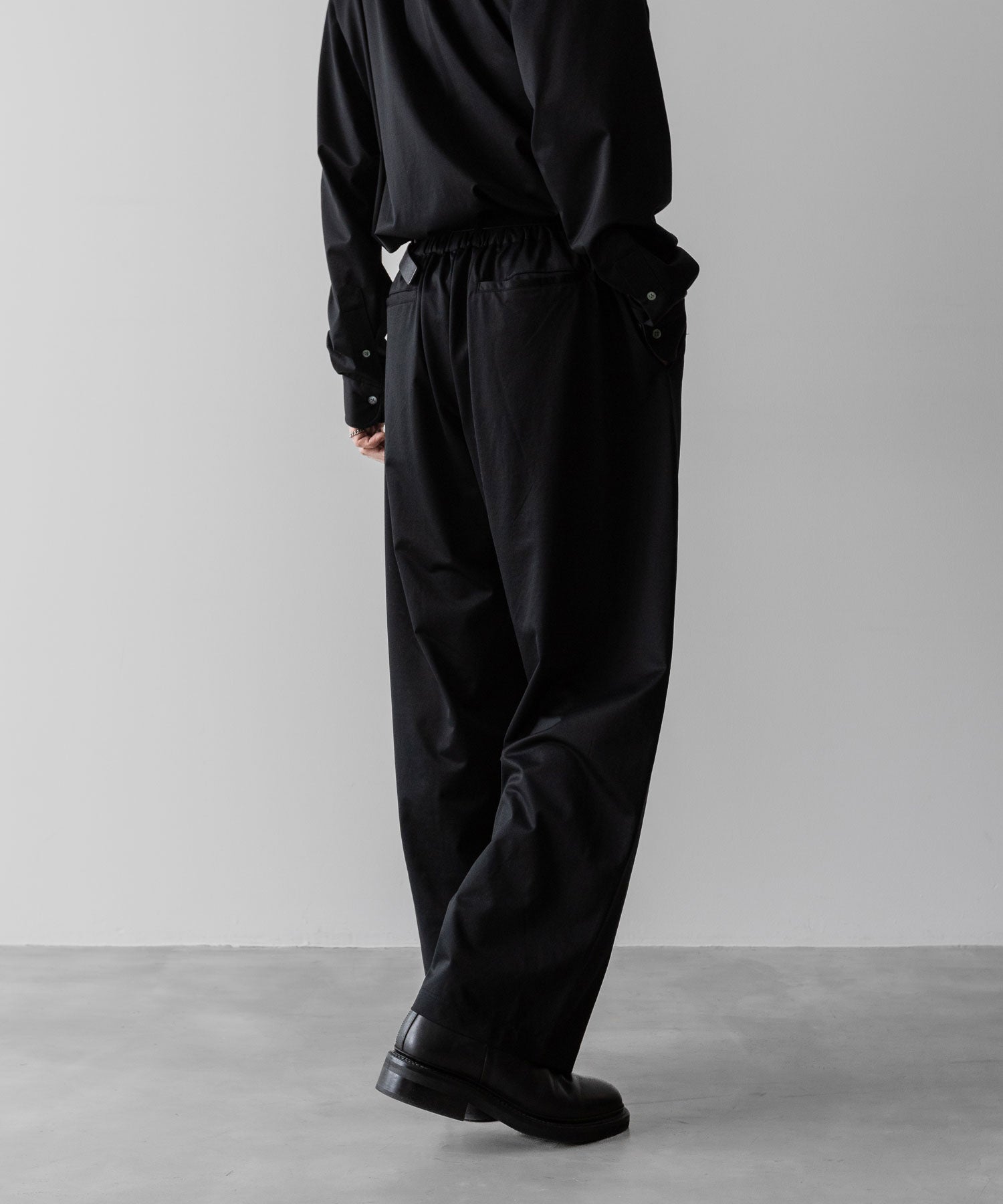 【KANEMASA PHIL.】46G EASY PANTS - BLACK