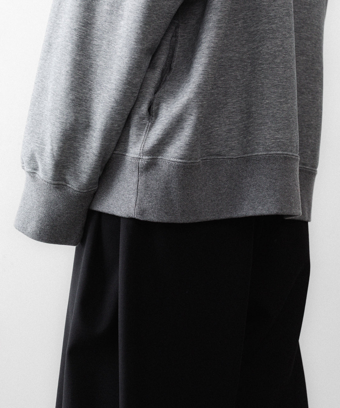 【KANEMASA PHIL.】36G RAGLAN HEATHER PULLOVER - CHARCOAL DYE