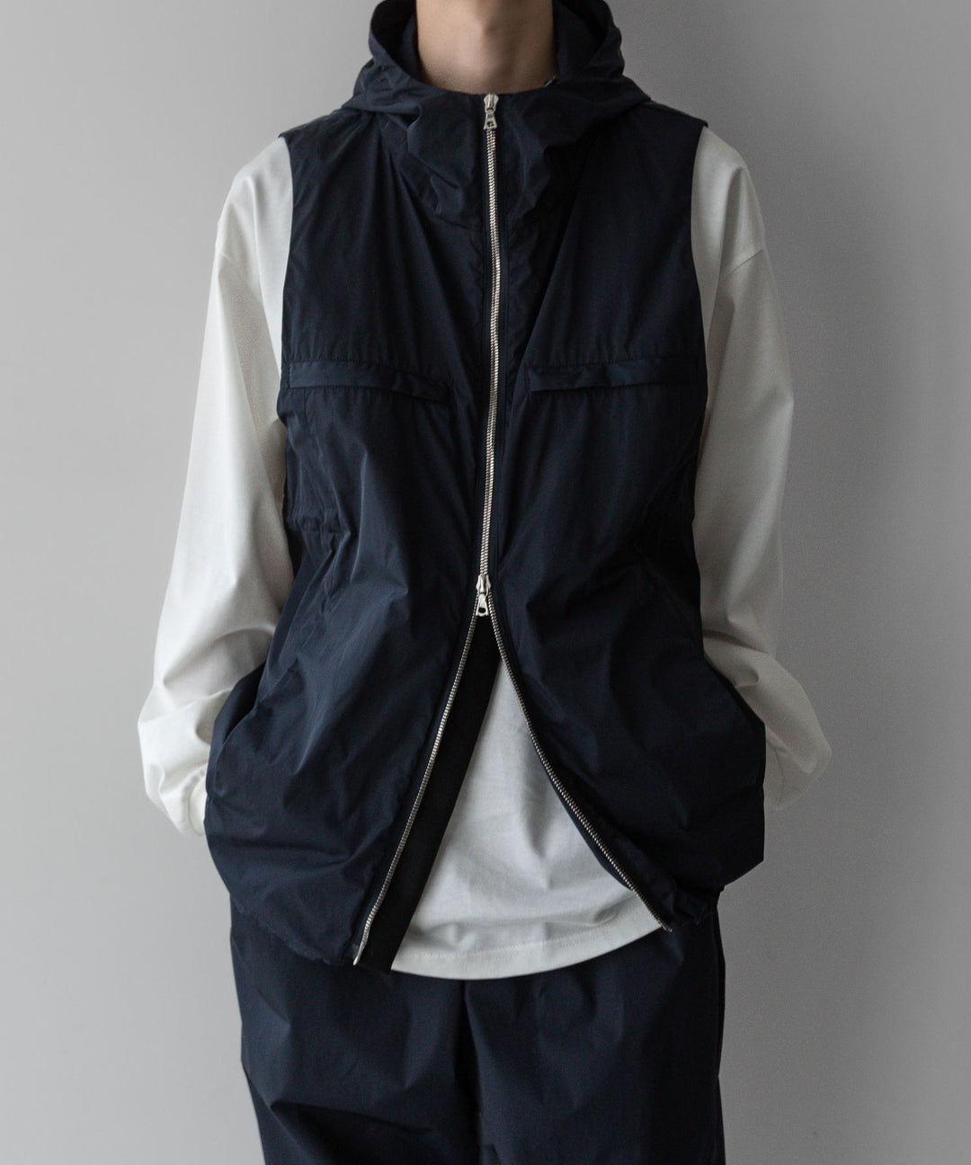 【stein】ssstein シュタインのNYLON TAFTA HOODED VESTのDARK NAVY　 公式通販サイトsession福岡セレクトショップ