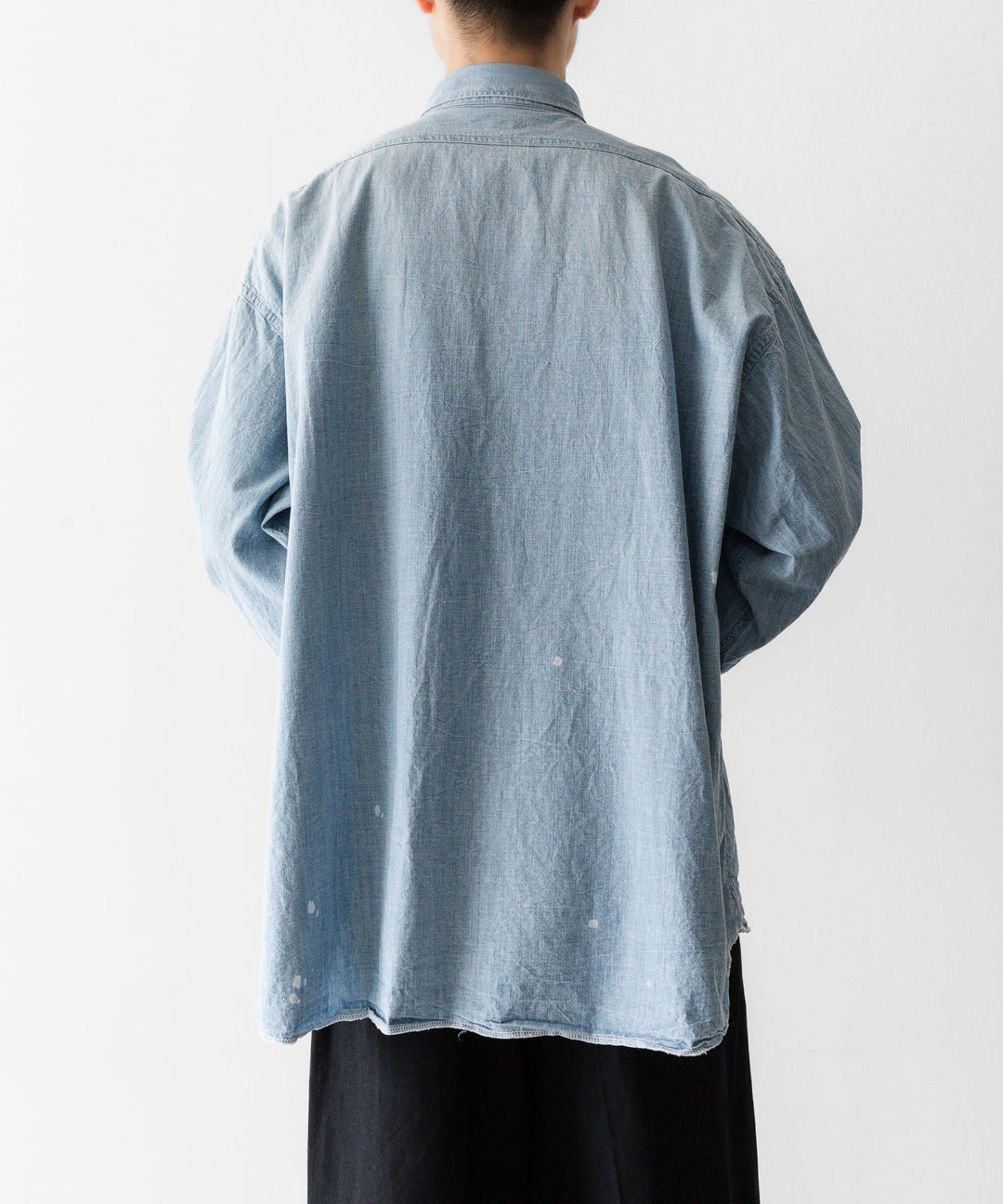 INTÉRIM - インテリムのSPOT BLEACH VINTAGE WASH BLUE SHUTTLE CHAMBRAY HYPER BIG US NAVY WORK SHIRT TYPE2のBLUEの公式通販サイトsession福岡セレクトショップ