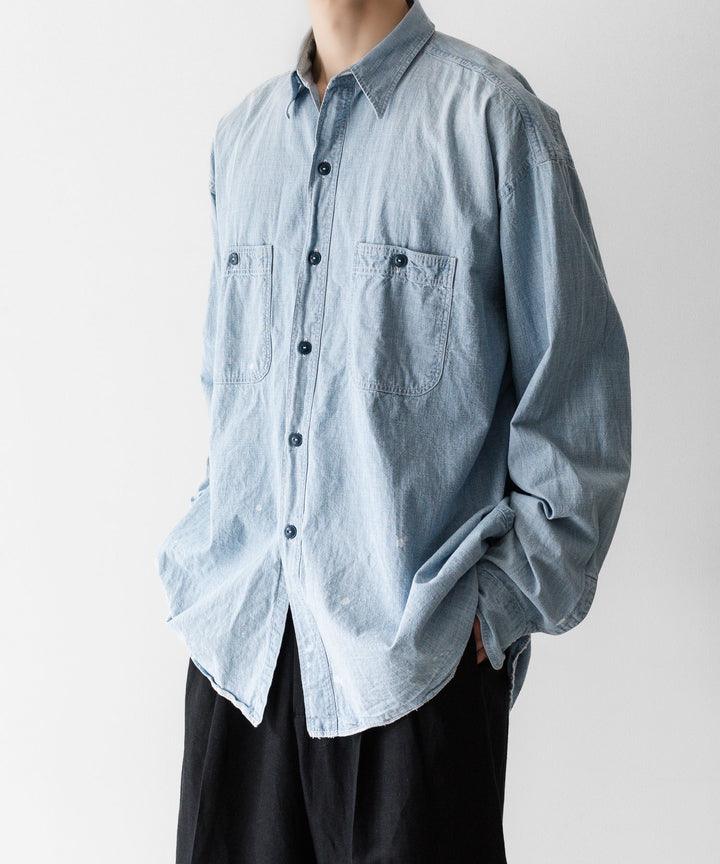 INTÉRIM - インテリムのSPOT BLEACH VINTAGE WASH BLUE SHUTTLE CHAMBRAY HYPER BIG US NAVY WORK SHIRT TYPE2のBLUEの公式通販サイトsession福岡セレクトショップ