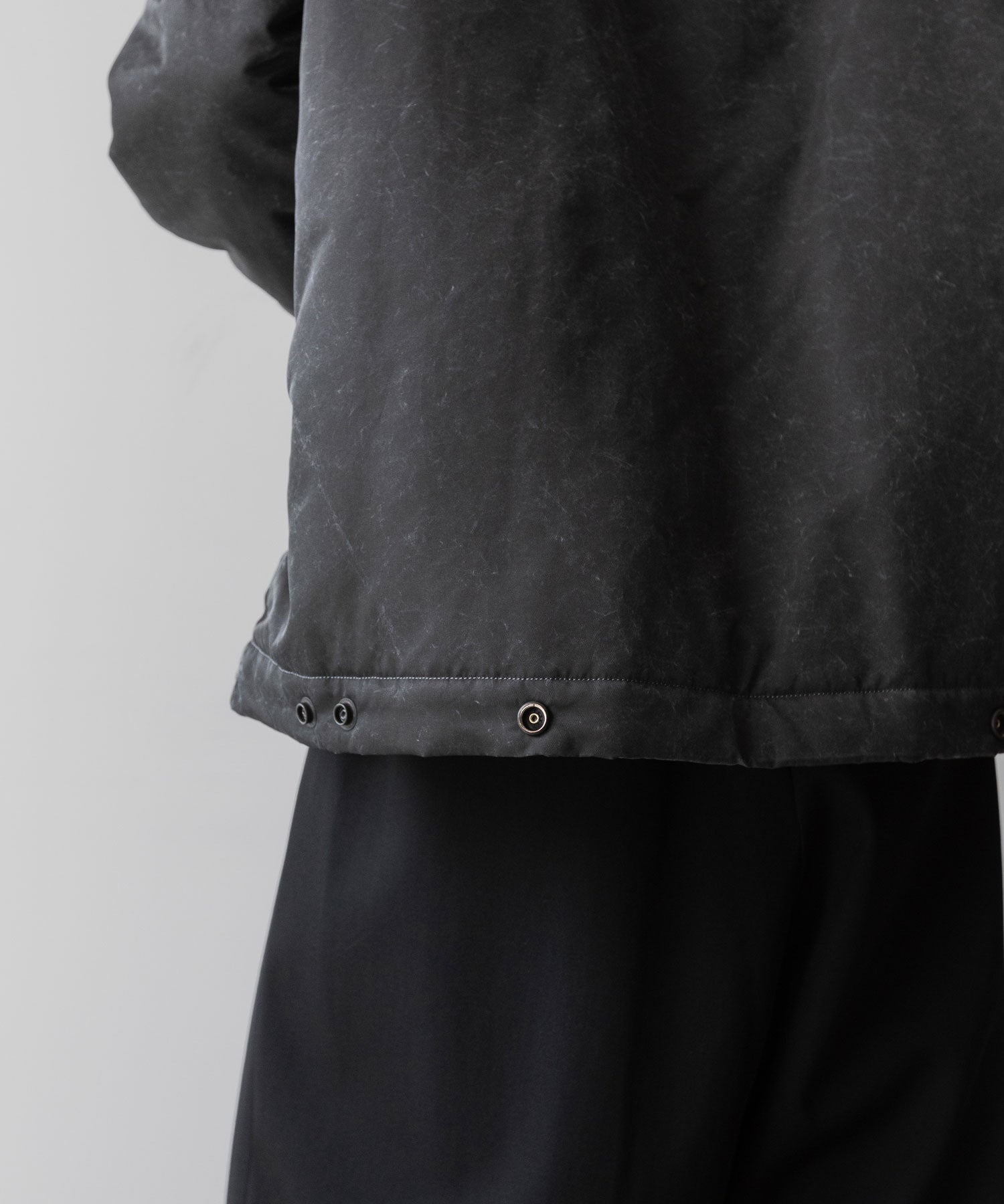  ANTHEM Aアンセムエー のOVERSIZED COLLARLESS MILITARY BLOUSON - BLACKの公式通販サイトsession福岡セレクトショップ