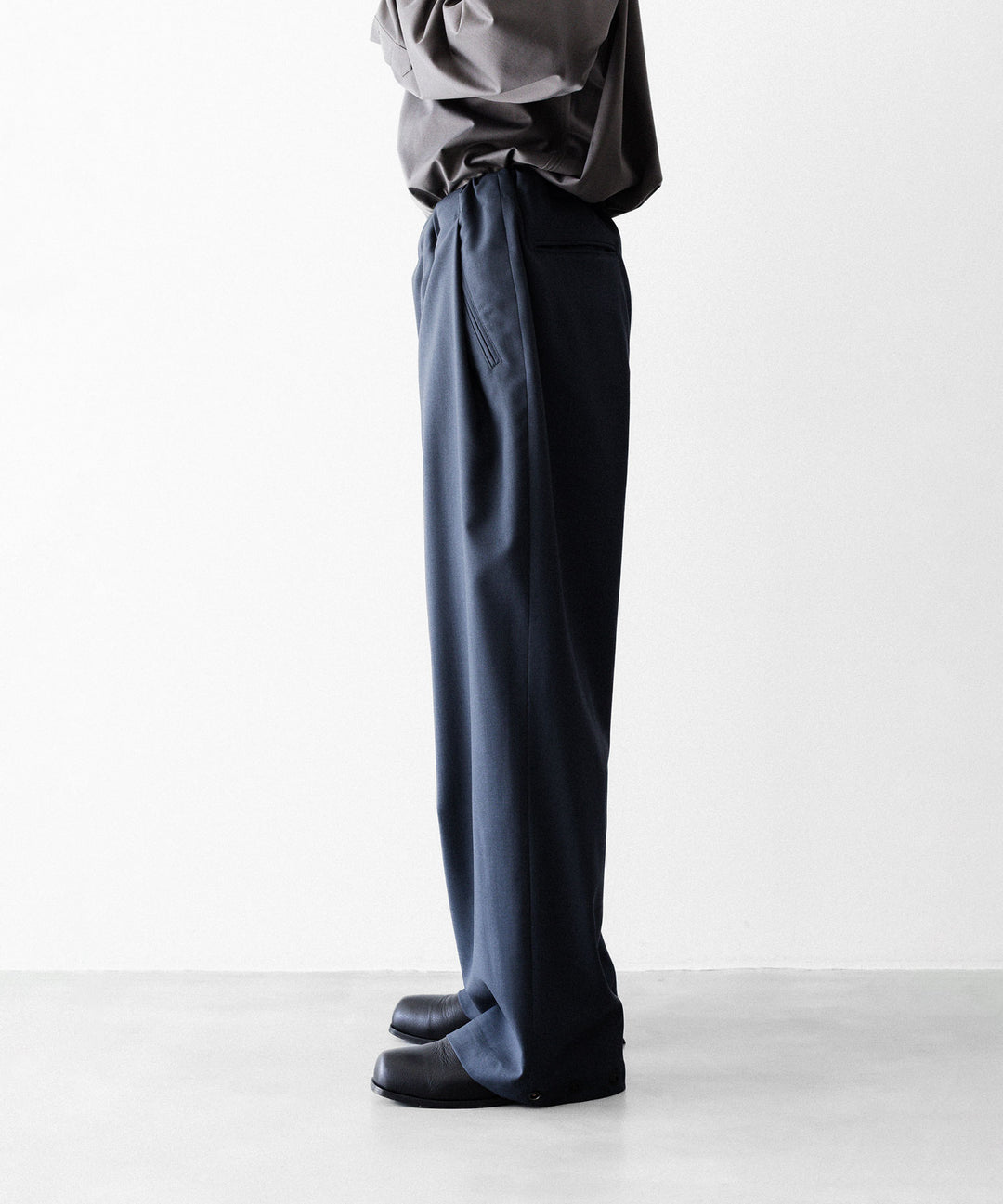 ANTHEM A アンセムエーのWASHABLE WOOL NO-BRAINER PANTSのFOG NAVY 公式通販サイトsession福岡セレクトショップ