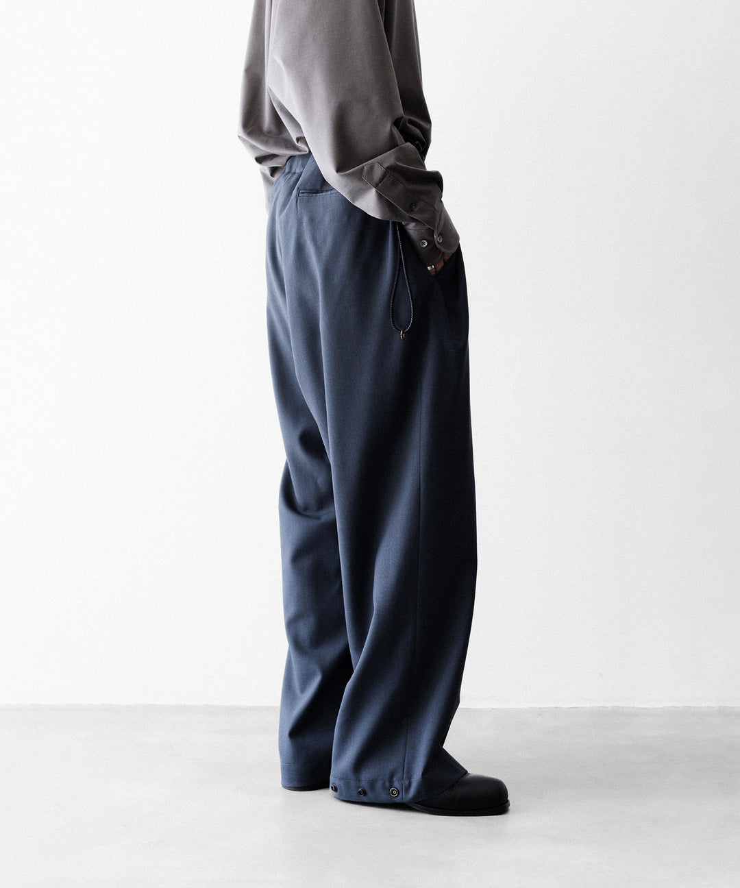 ANTHEM A アンセムエーのWASHABLE WOOL NO-BRAINER PANTSのFOG NAVY 公式通販サイトsession福岡セレクトショップ
