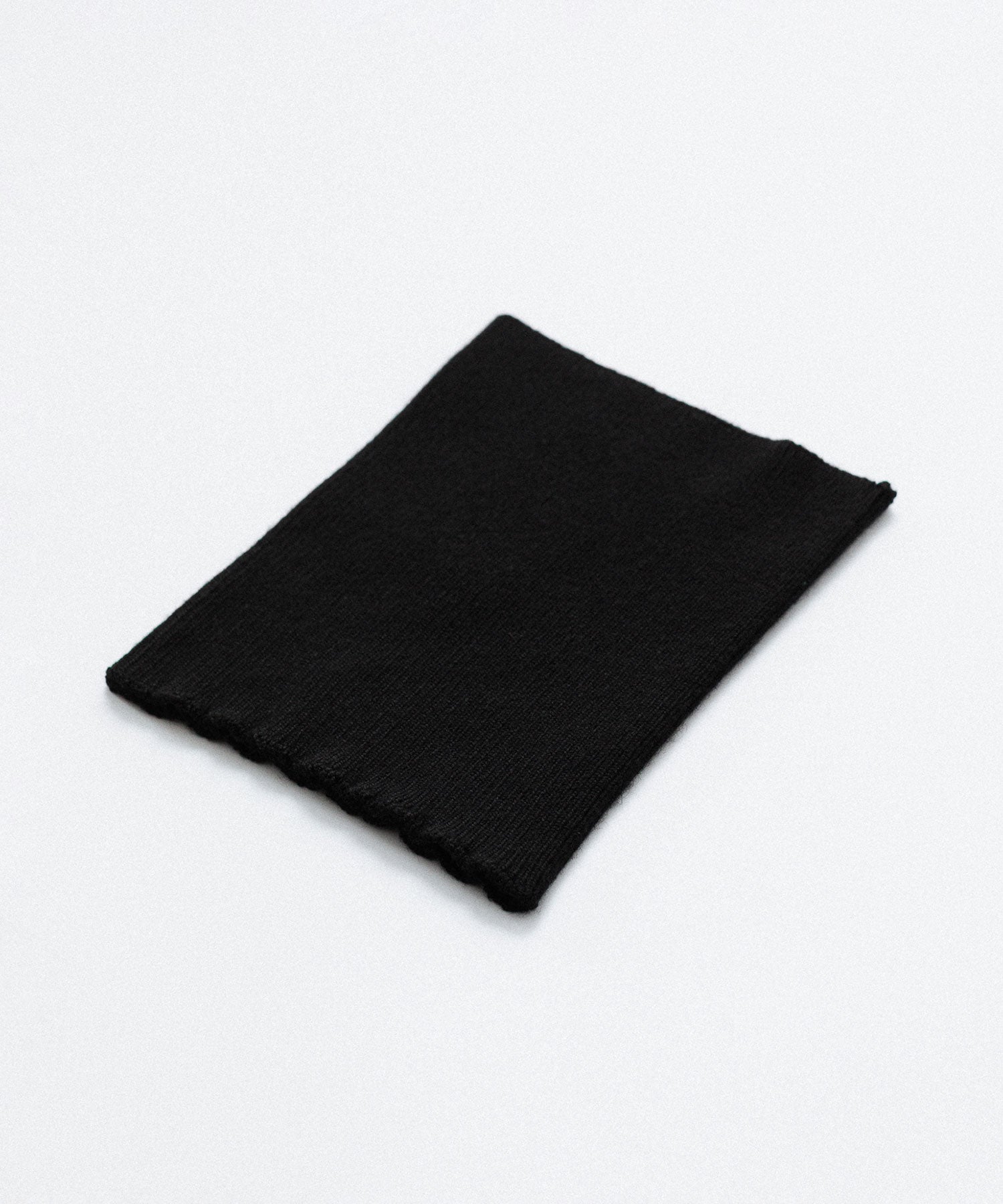 INTÉRIM インテリムのWOOL SILK CASHMERE DEAD STOCK YARN NECK WARMERSのBLACK 公式通販サイトsession福岡セレクトショップ