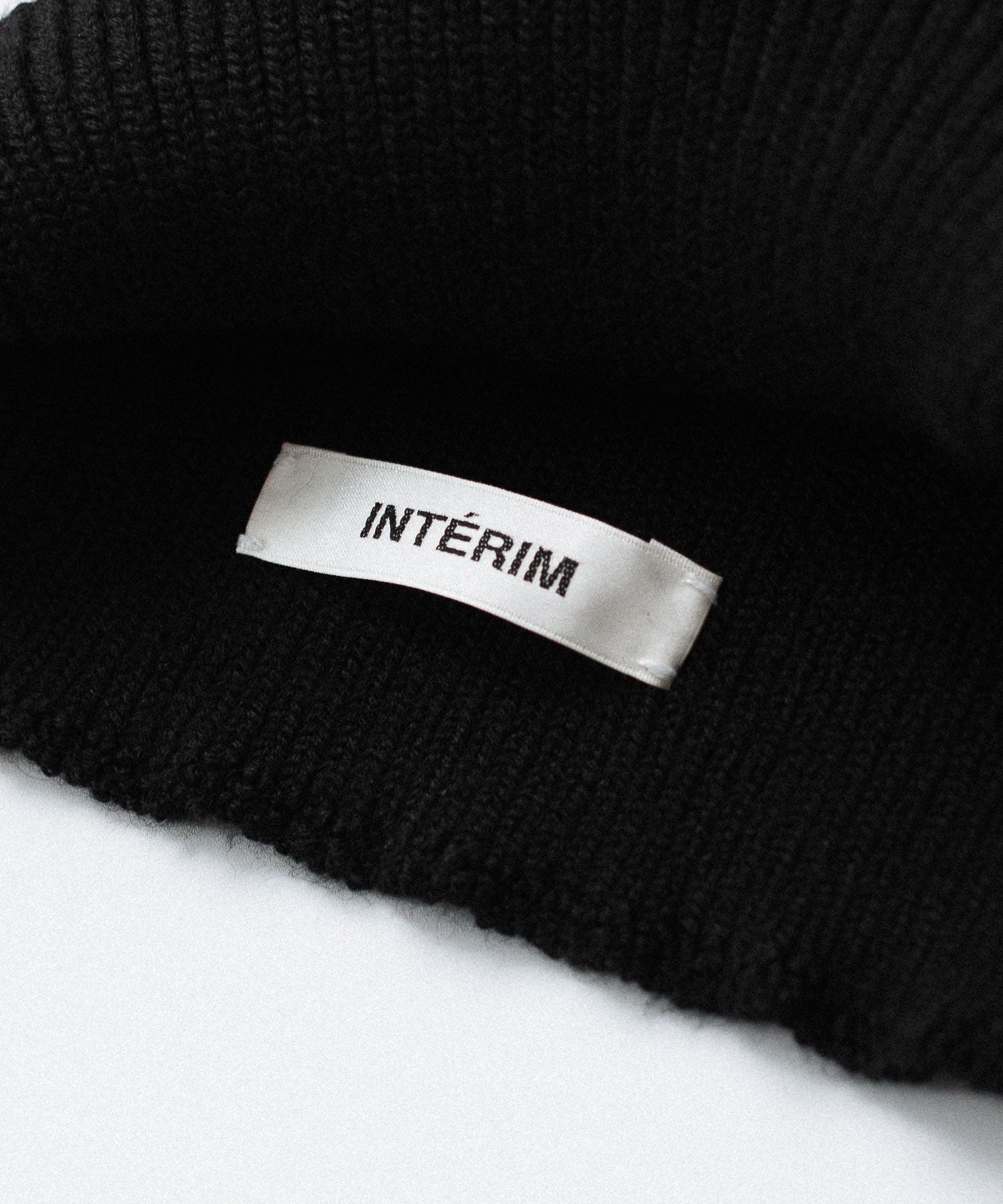 INTÉRIM インテリムのWOOL SILK CASHMERE DEAD STOCK YARN NECK WARMERSのBLACK 公式通販サイトsession福岡セレクトショップ