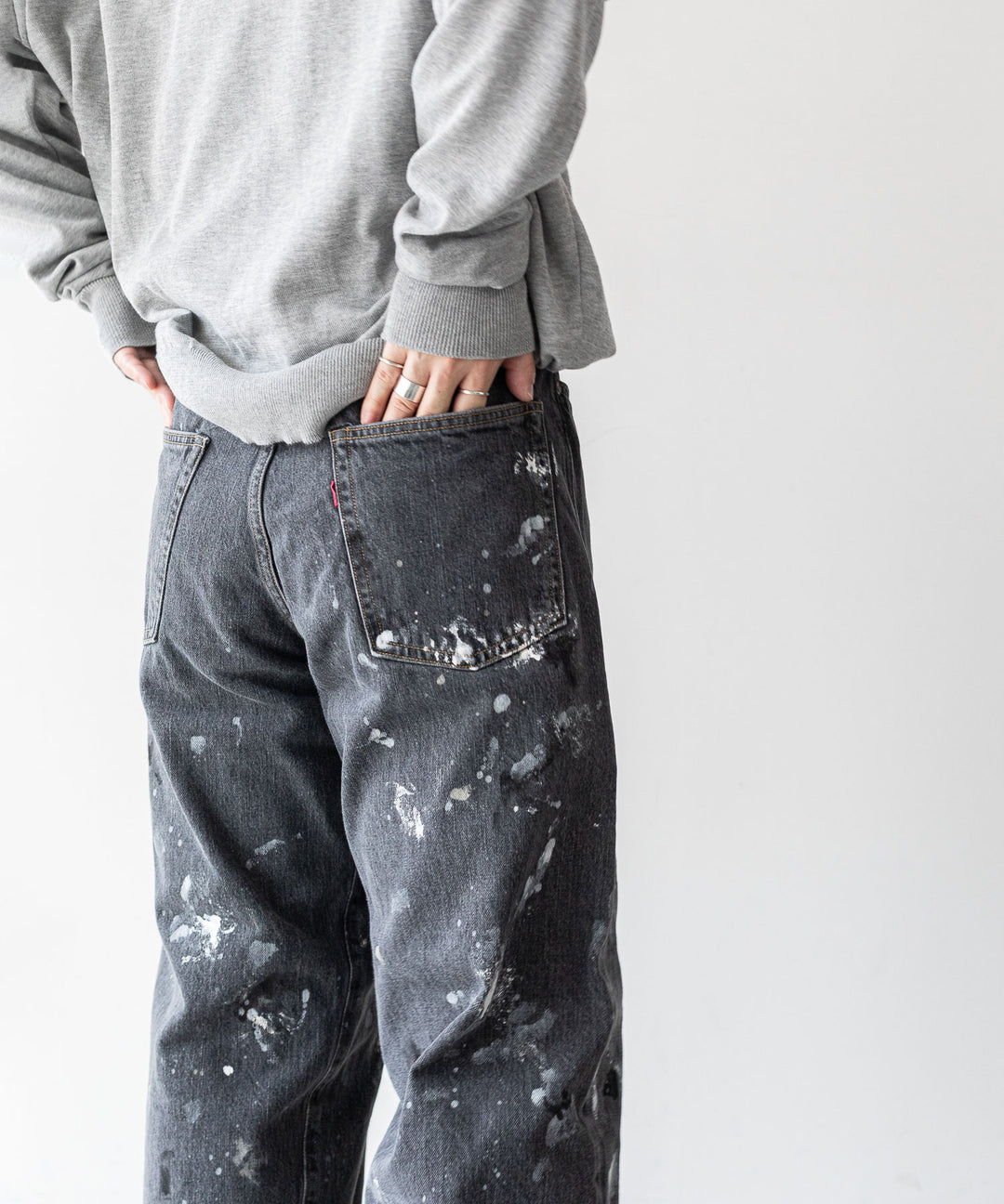 【INTÉRIM】MILK PAINT 40’S MIL BAGGY ZIPPED USED SHUTTLE DENIM TROUSERS - P.U.BLACK
