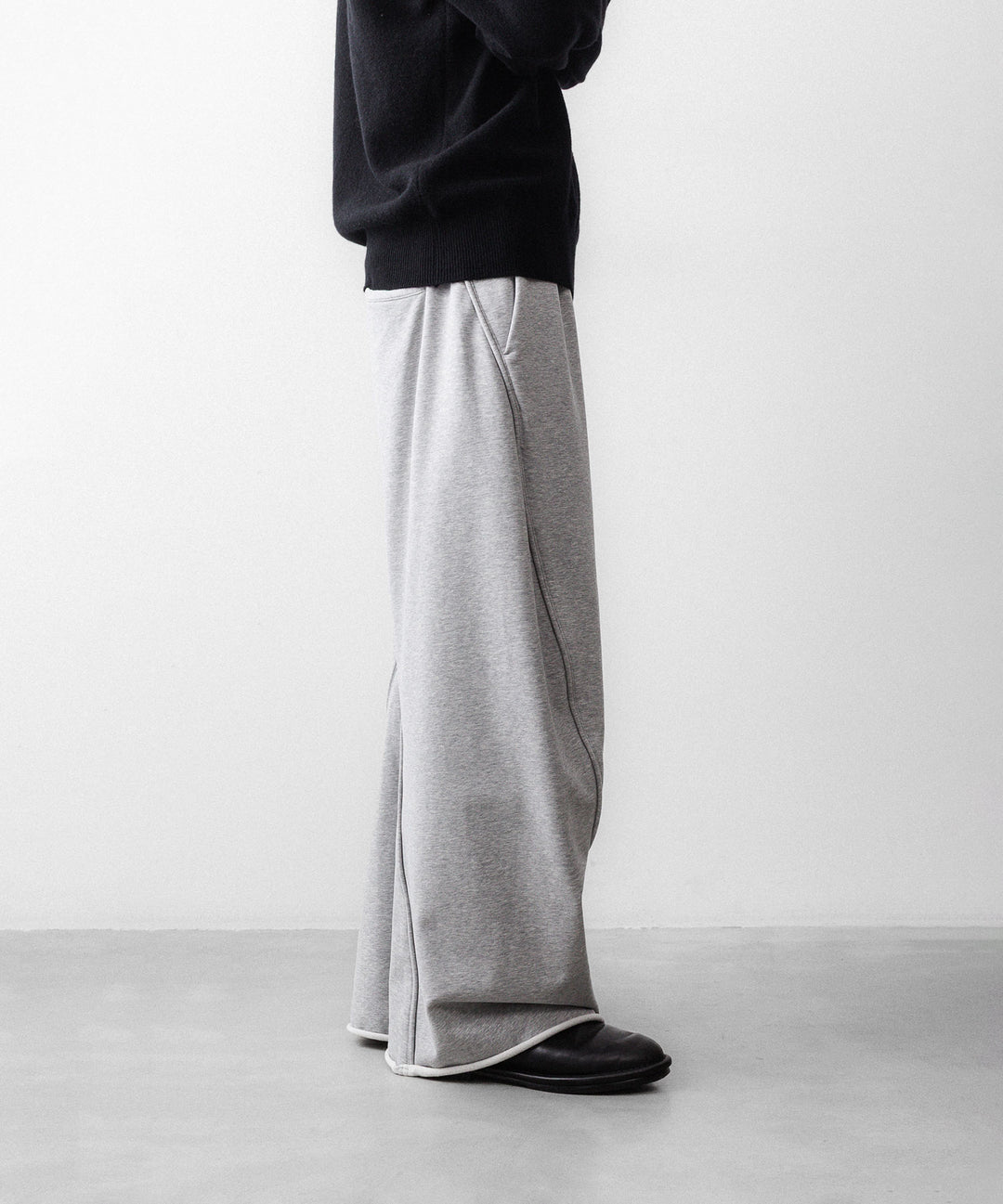 【KANEMASA PHIL.】36G HEATHER DRAPING PANTS - GRAY DYE