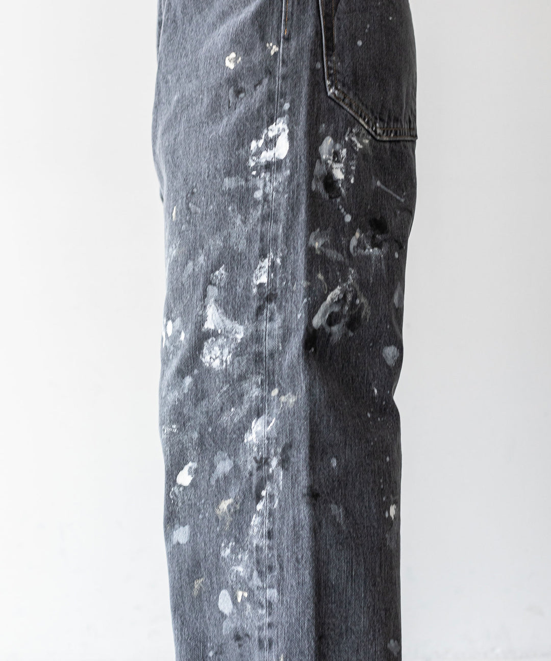 【INTÉRIM】MILK PAINT 40’S MIL BAGGY ZIPPED USED SHUTTLE DENIM TROUSERS - P.U.BLACK
