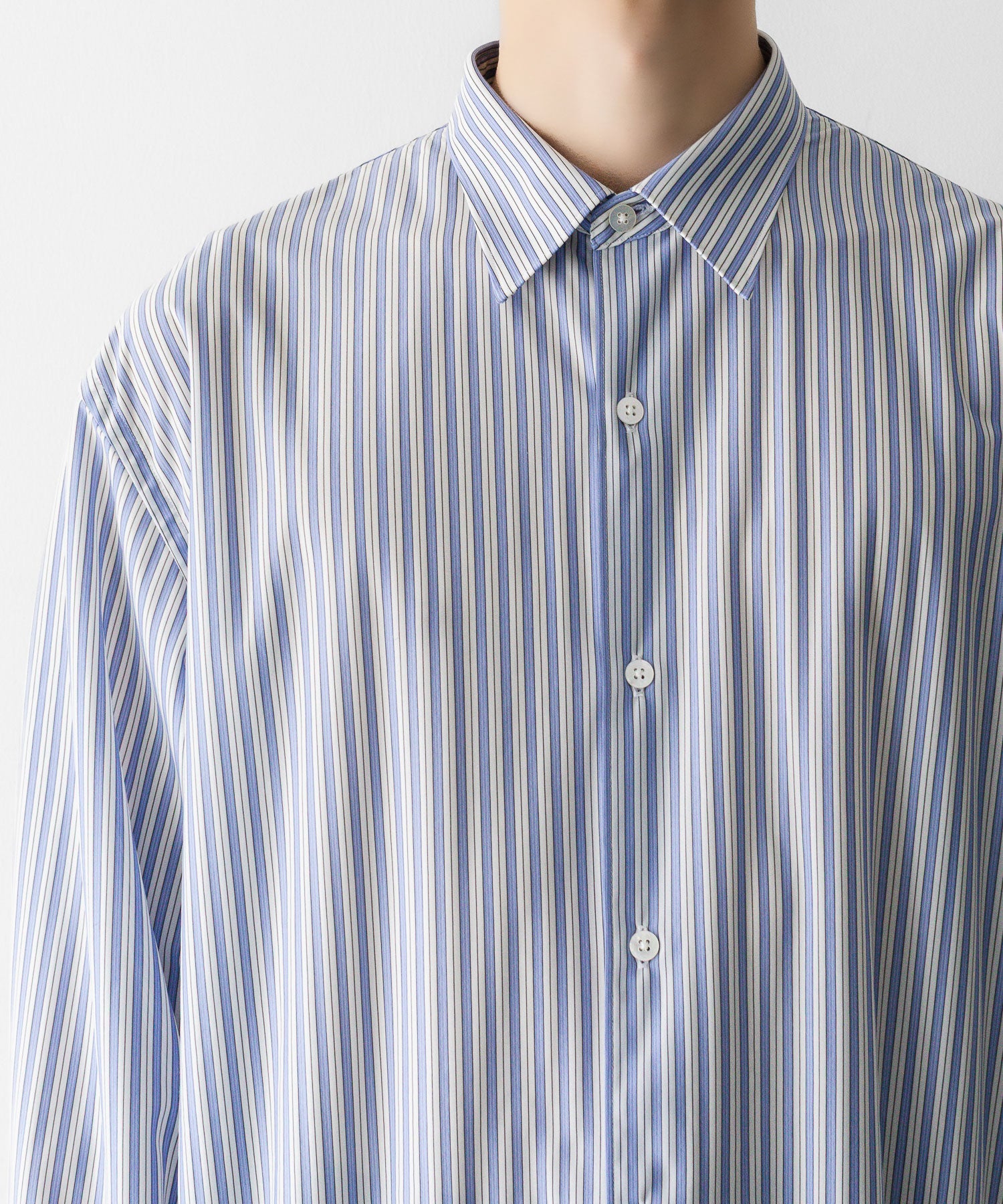 KANEMASA PHIL.】46G STRIPE MODEST SHIRT - SAX BLACK | 公式通販