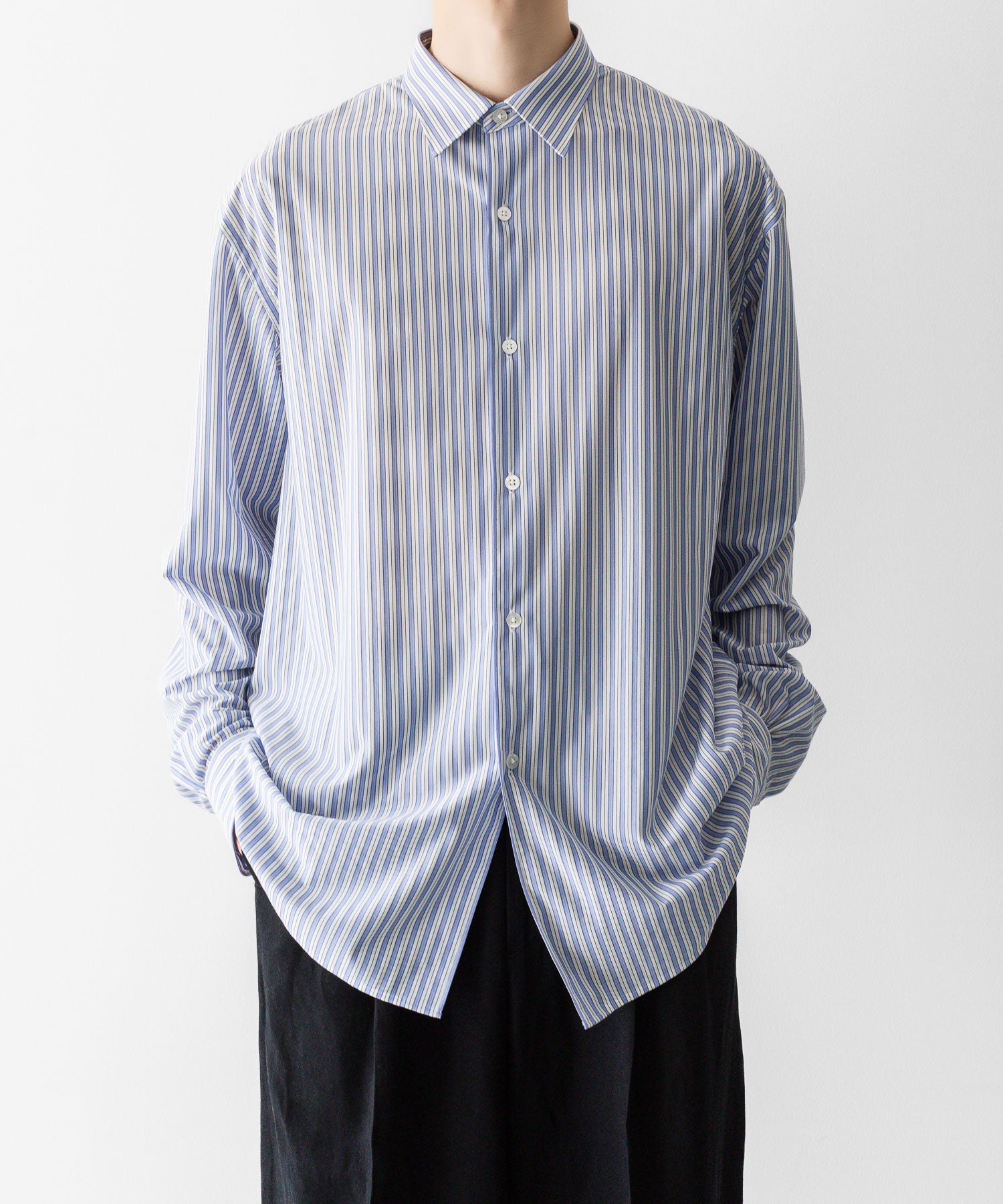 KANEMASA PHIL.】46G STRIPE MODEST SHIRT - SAX BLACK | 公式通販