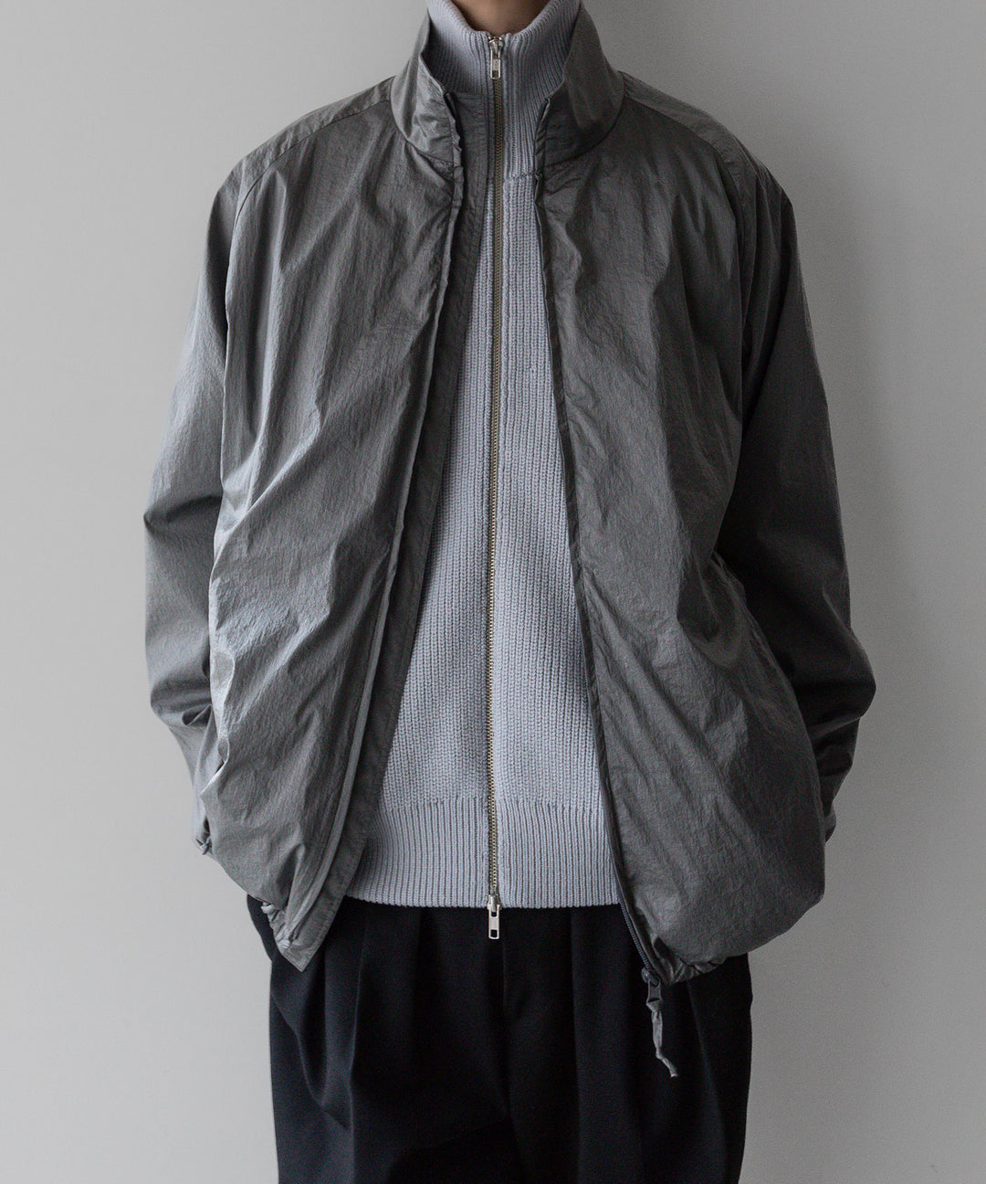 stein(シュタイン)の23AWコレクションWINDBREAKER STAND COLLAR JACKETのSILVER 公式通販サイトsession福岡セレクトショップ