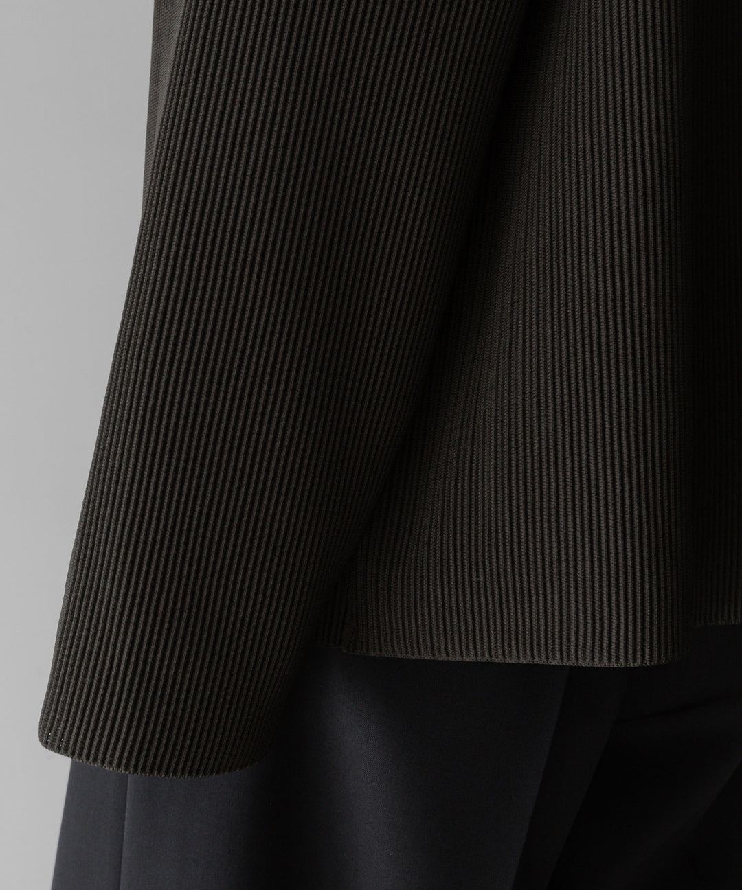【stein】ssstein シュタインのGRADATION PLEATS LSのMILITARY KHAKI　 公式通販サイトsession福岡セレクトショップ