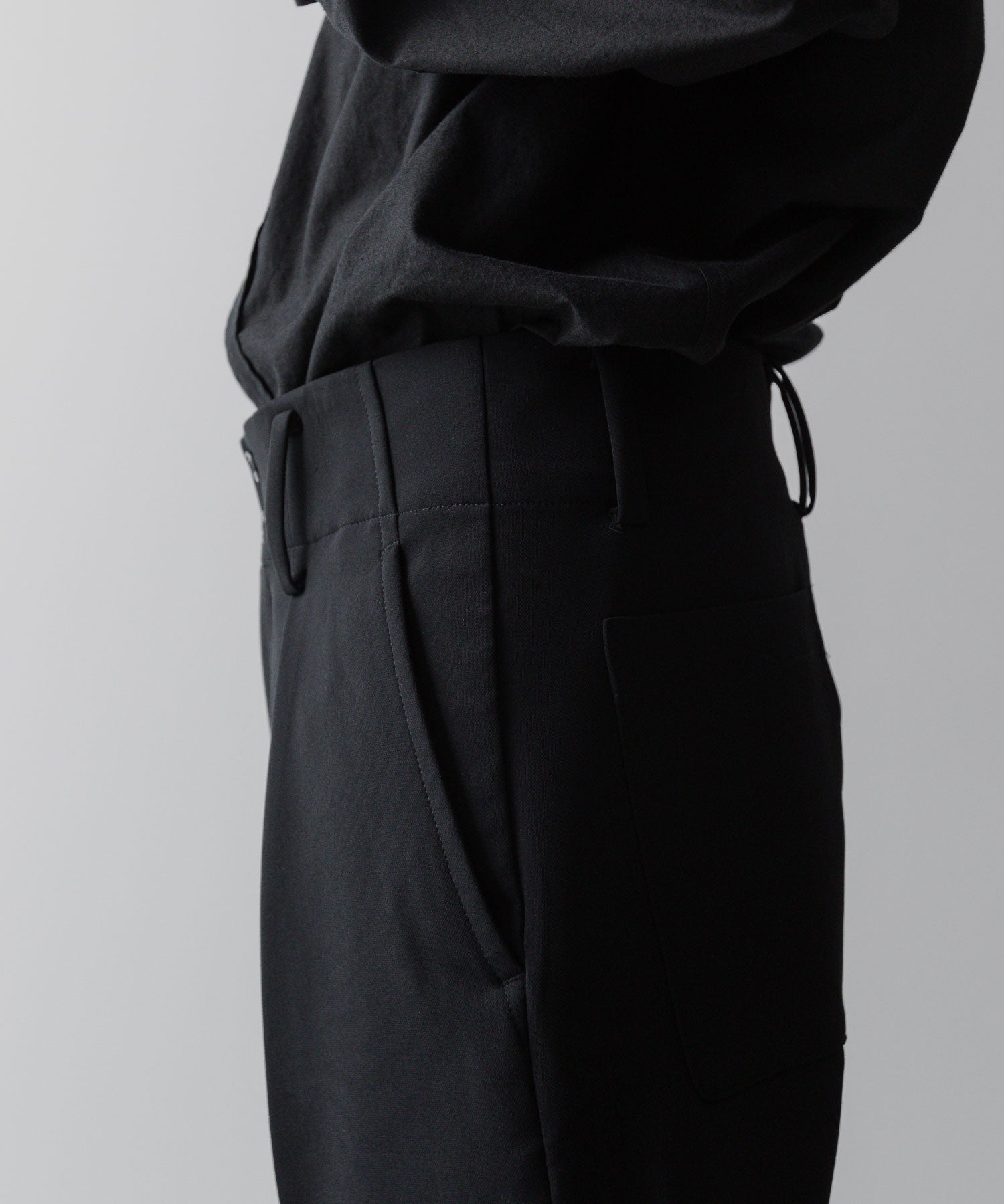 ANTHEM Aアンセムエー のSPONGY TWILL SLIM STRETCH PANTS - BLACKの公式通販サイトsession福岡セレクトショップ