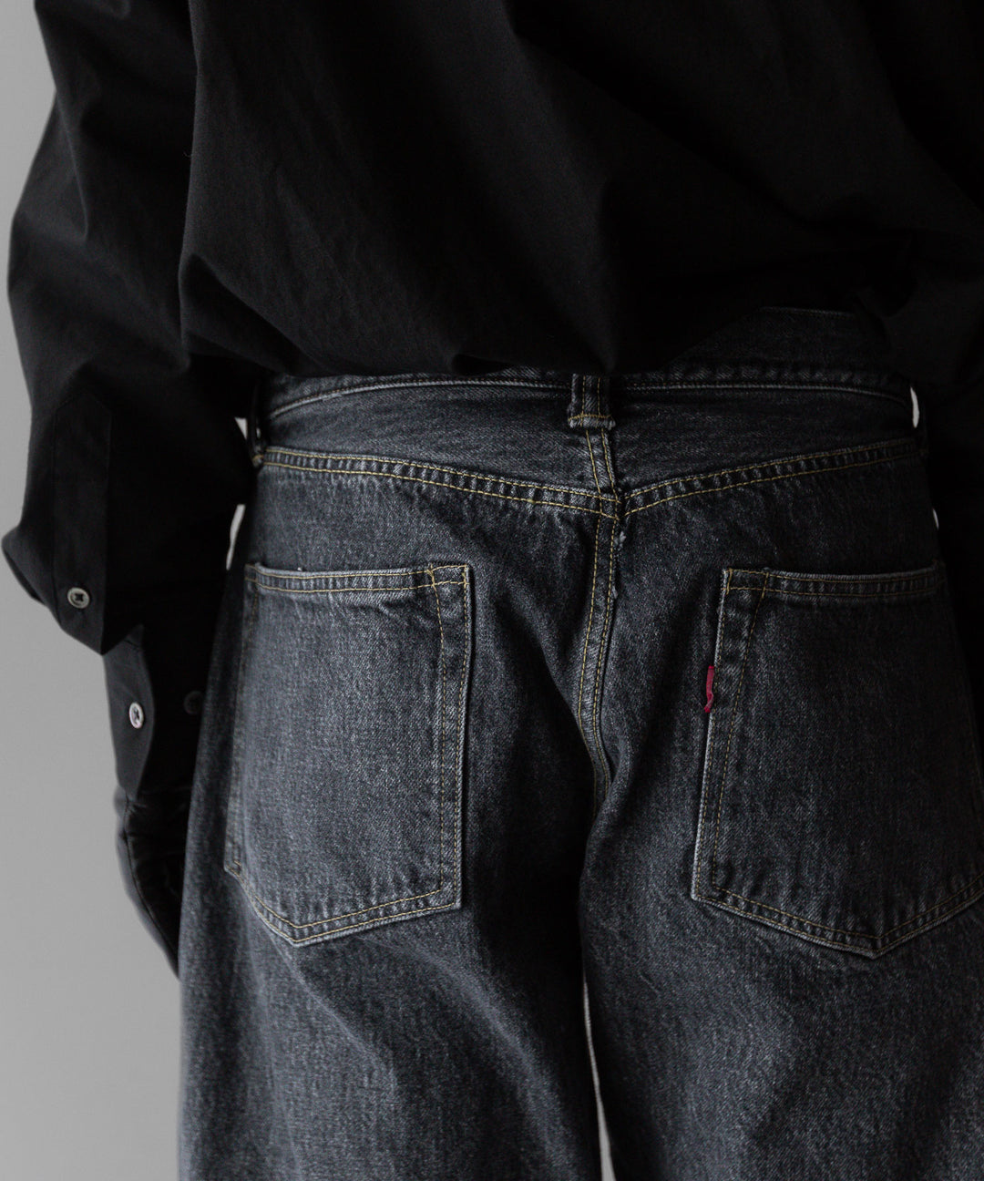 【INTÉRIM】インテリムの大戦モデルジーンズ VINTAGE WWII 1943 HEAVY KIBATA SHUTTLE DENIM JEANS - U.BLACK 公式通販サイトsession福岡セレクトショップ