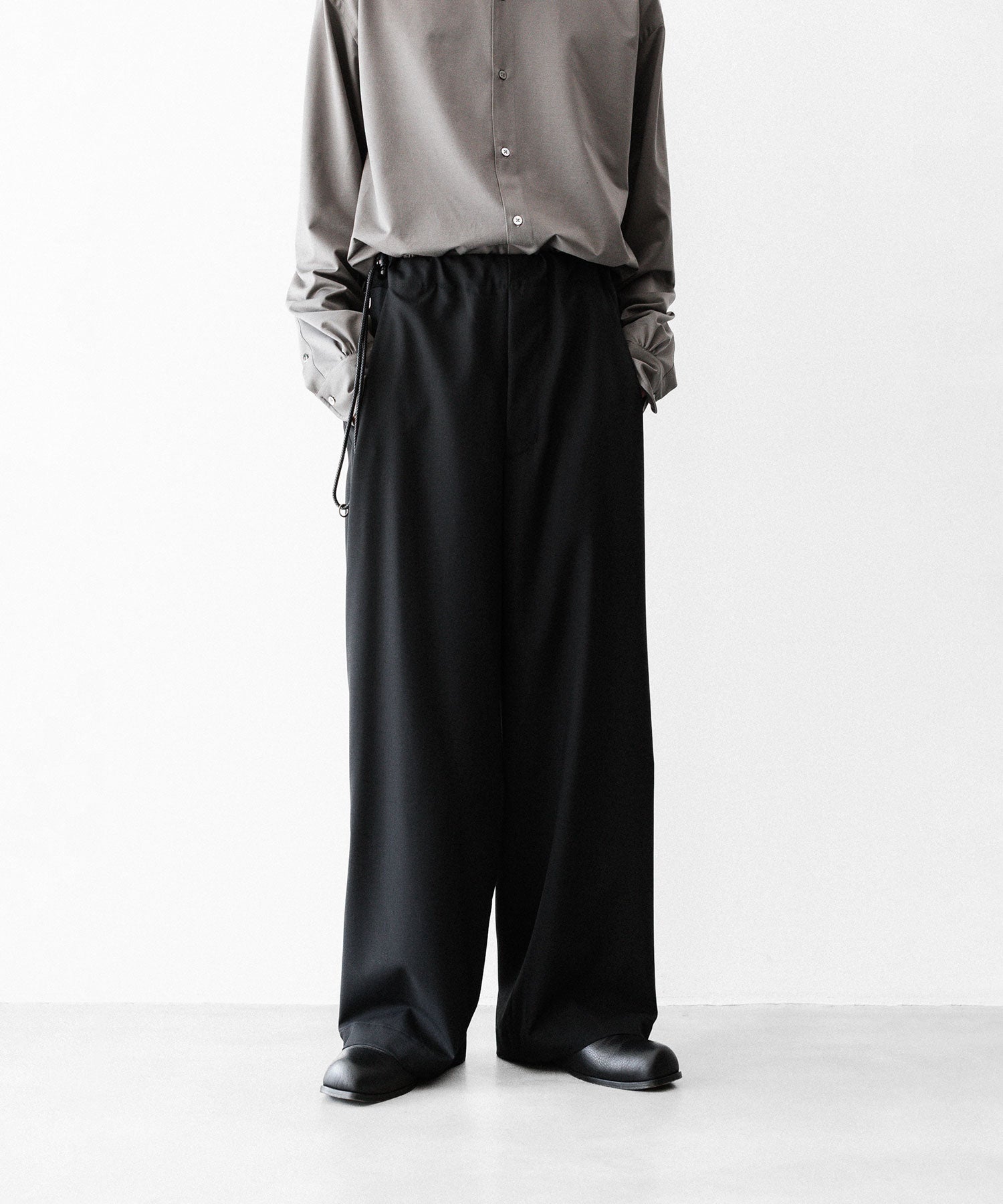 ANTHEM A / アンセムエー】WASHABLE WOOL NO-BRAINER PANTS - BLACK