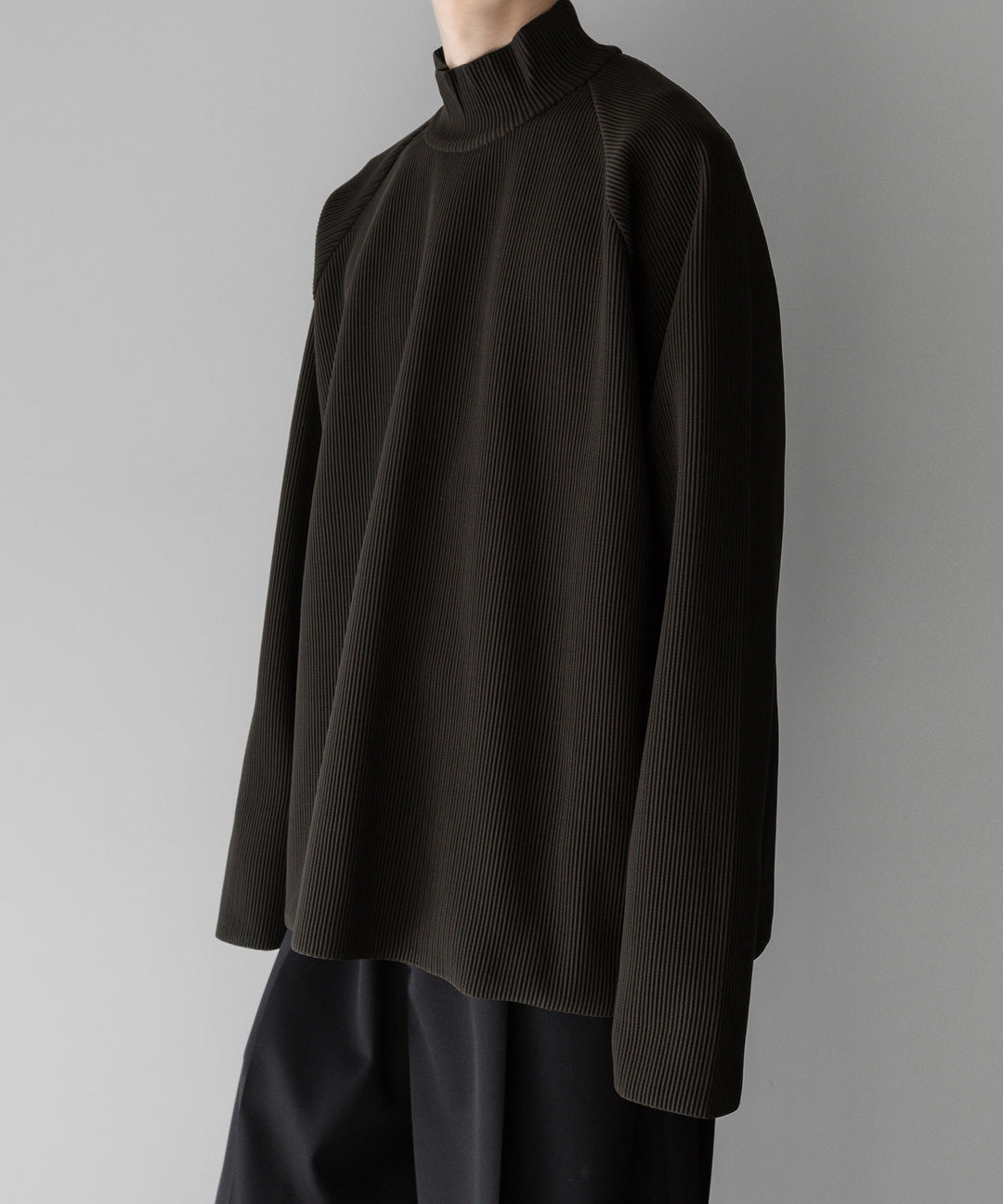 【stein】ssstein シュタインのGRADATION PLEATS LSのMILITARY KHAKI　 公式通販サイトsession福岡セレクトショップ
