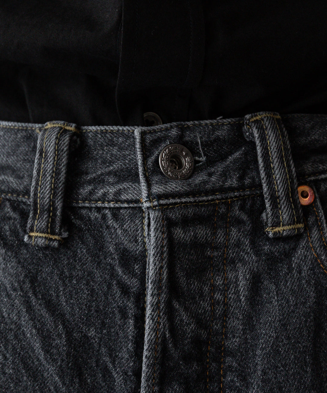 【INTÉRIM】インテリムの大戦モデルジーンズ VINTAGE WWII 1943 HEAVY KIBATA SHUTTLE DENIM JEANS - U.BLACK 公式通販サイトsession福岡セレクトショップ