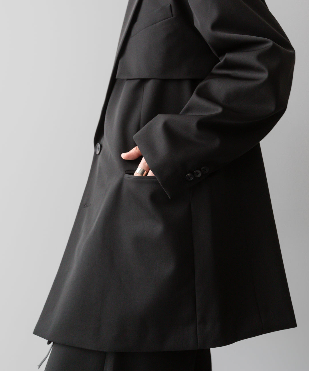ssstein(シュタイン)の24AWコレクション OVERSIZED LAPELED COMBINATION JACKET - DARK CHARCOAL 公式通販サイトsession福岡セレクトショップ