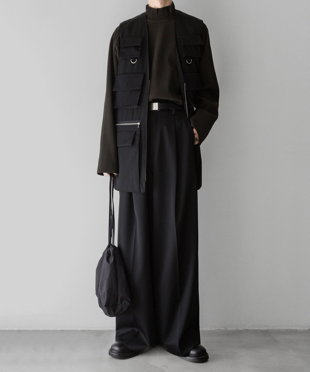 stein(シュタイン)の24SSコレクションEXTRA WIDE TROUSERS のBLACK sessionセッション福岡セレクトショップ 公式通販サイト