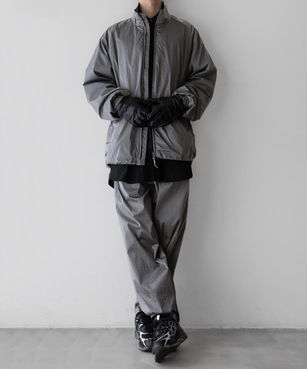 stein(シュタイン)の23AWコレクションWINDBREAKER EASY TROUSERSのSILVER 公式通販サイトsession福岡セレクトショップ