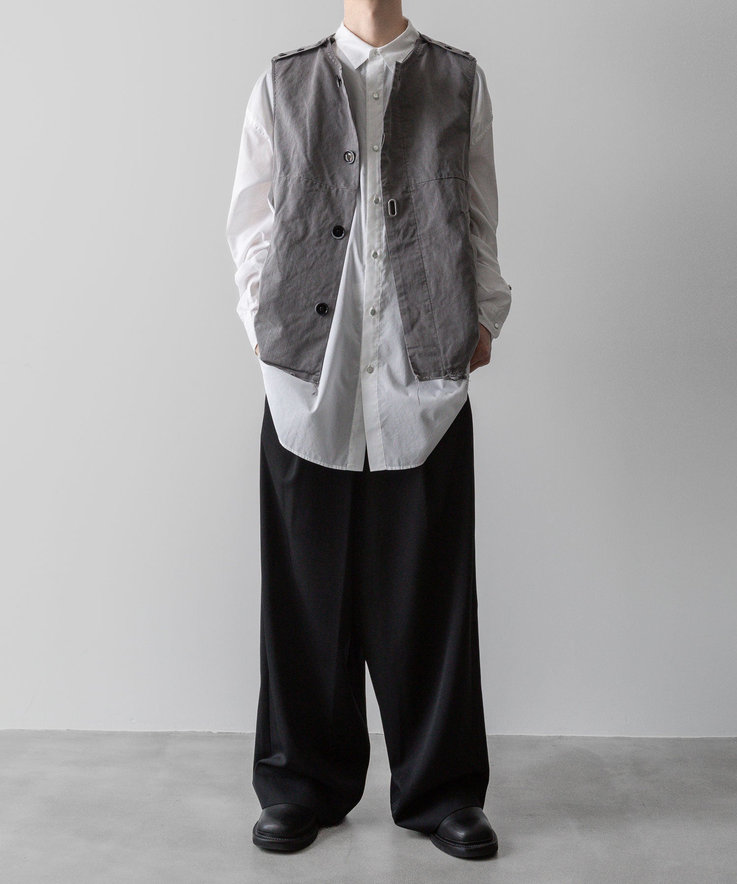 ssstein(シュタイン)の24AWコレクション OVERTUCKED EXTRA WIDE TROUSERS - BLACK 公式通販サイトsession福岡セレクトショップ