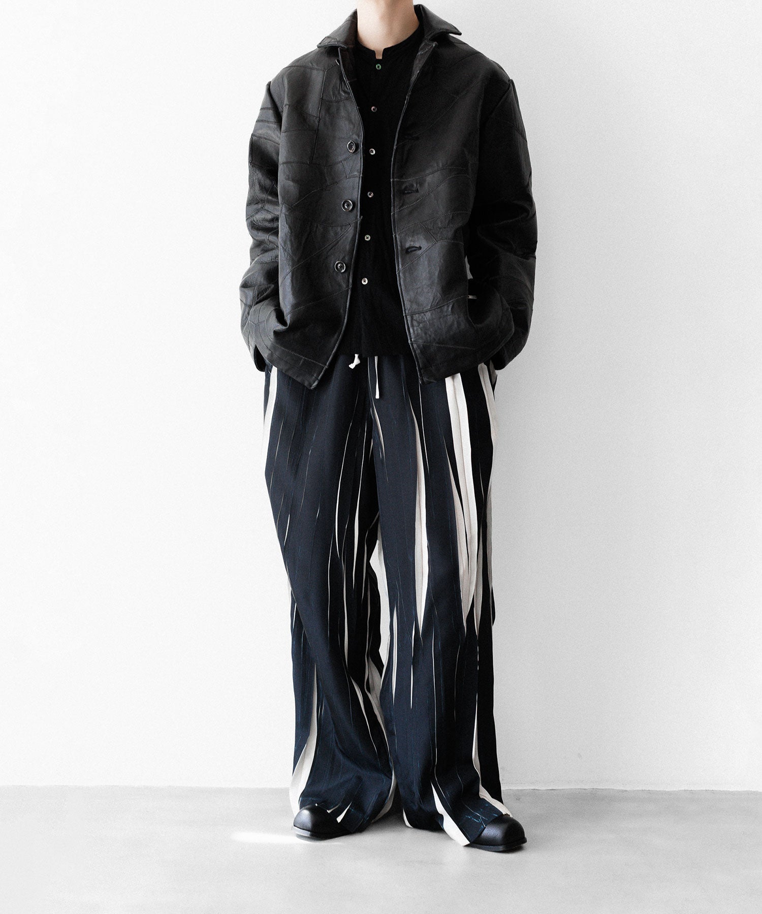 ANTHEM A / アンセムエー】COW LEATHER UNEVEN JACKET - BLACK | 公式