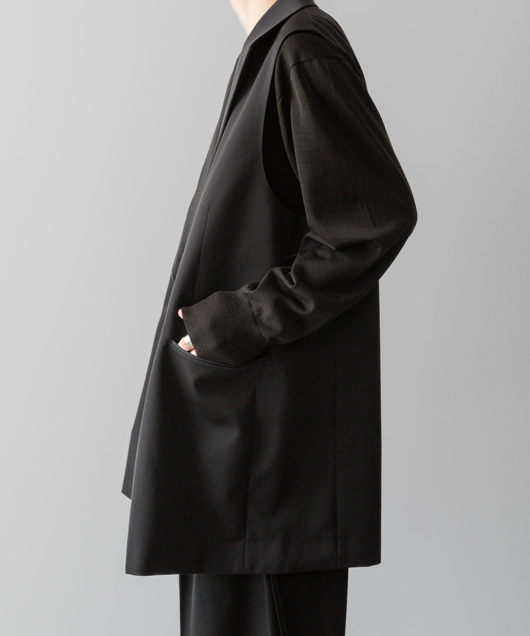 ssstein(シュタイン)の24AWコレクション OVERSIZED LAPELED COMBINATION JACKET - DARK CHARCOAL 公式通販サイトsession福岡セレクトショップ