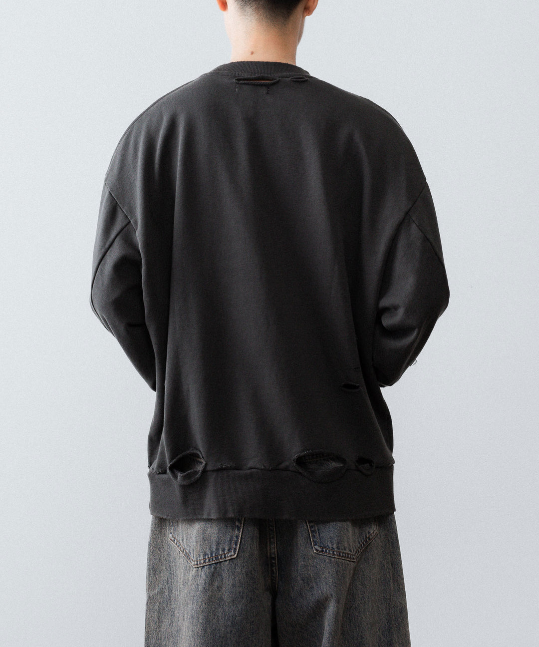 【CODA】DARK GREY WASHED DESTROYED SWEATSHIRT - GREY WASH