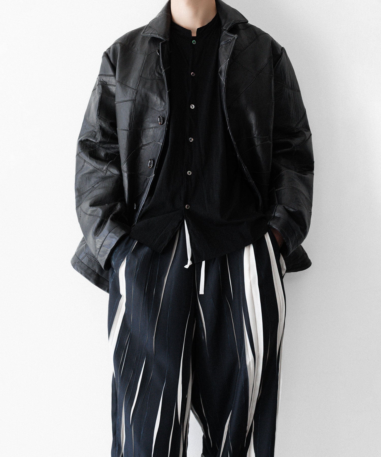 ANTHEM A / アンセムエー】COW LEATHER UNEVEN JACKET - BLACK | 公式
